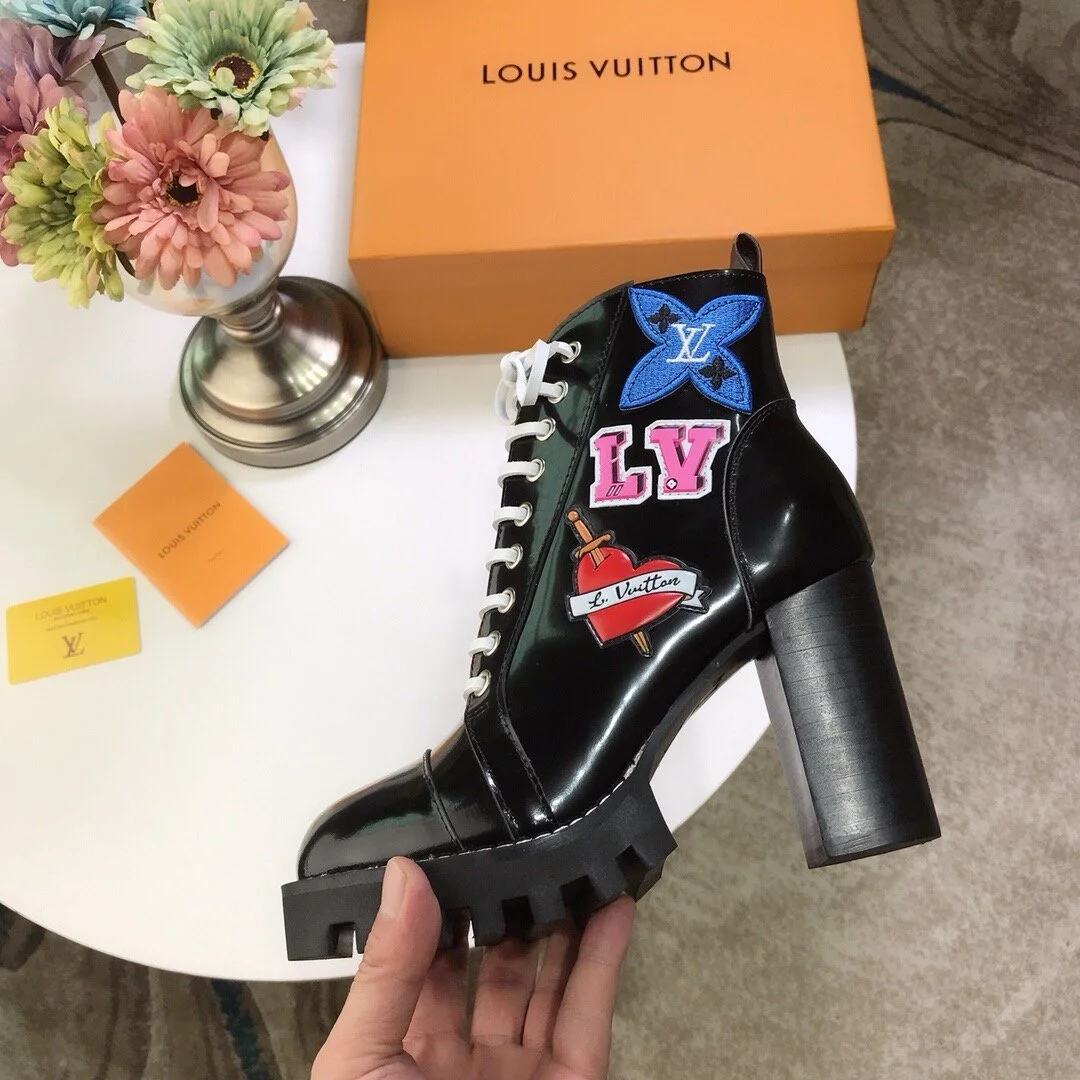 LV STAR TRAIL ANKLE BOOT