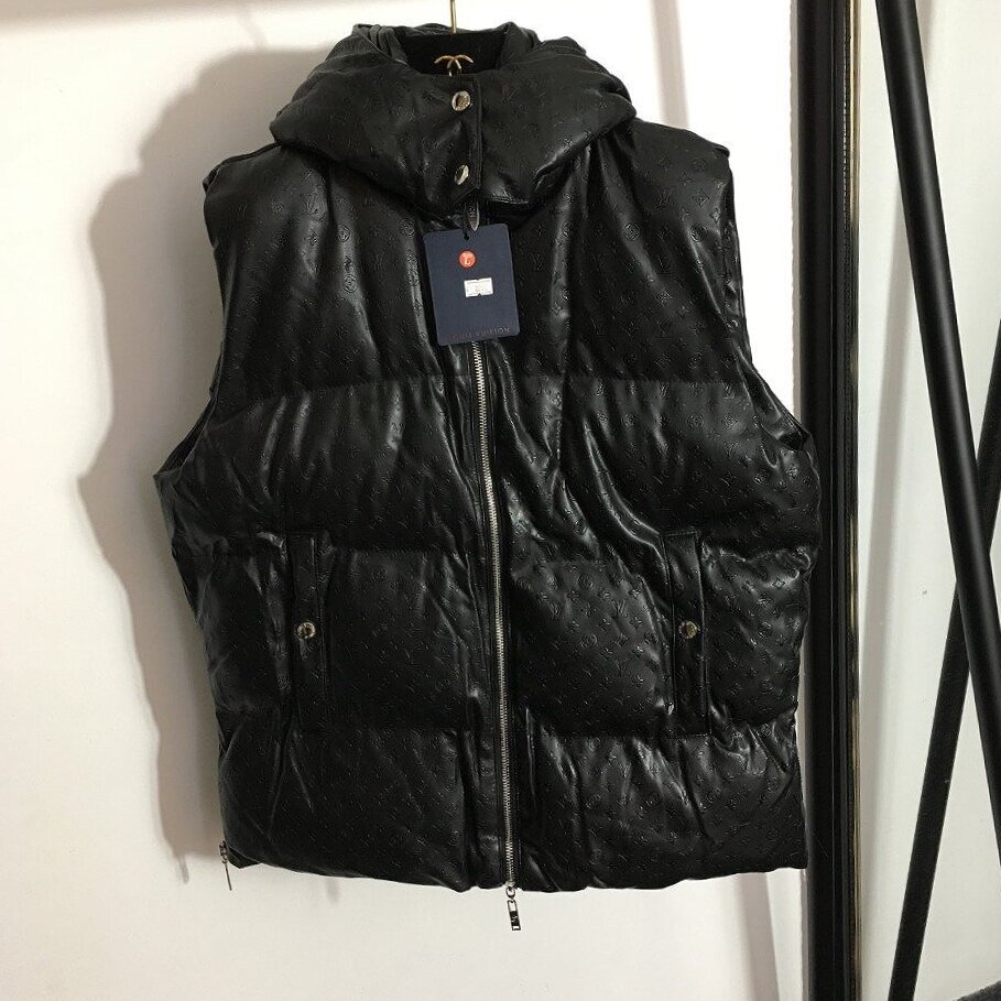 LV VEST