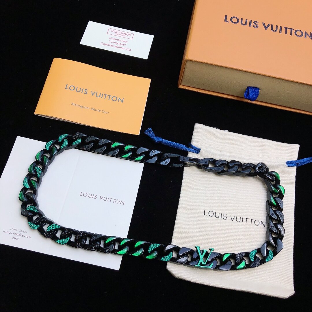 LV NECKLACE