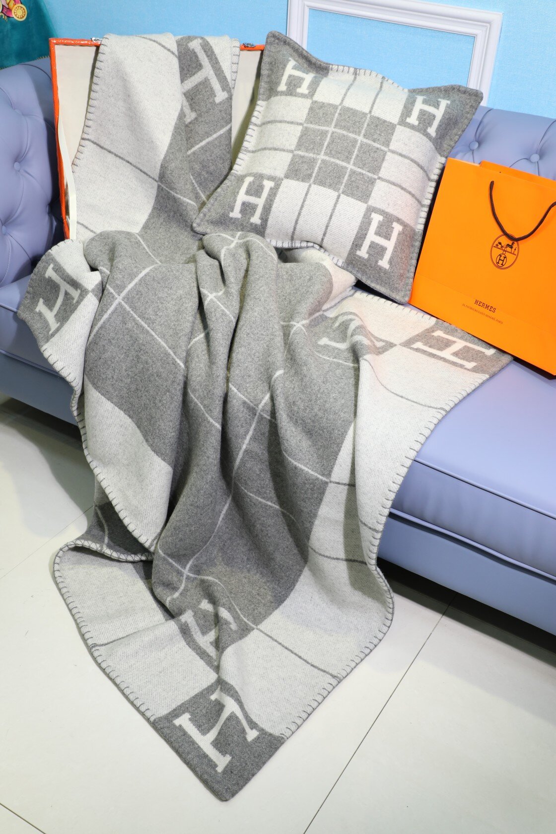 ROBES, TOWELS, BLANKETS/PILLOWS — OMYDESIGNER