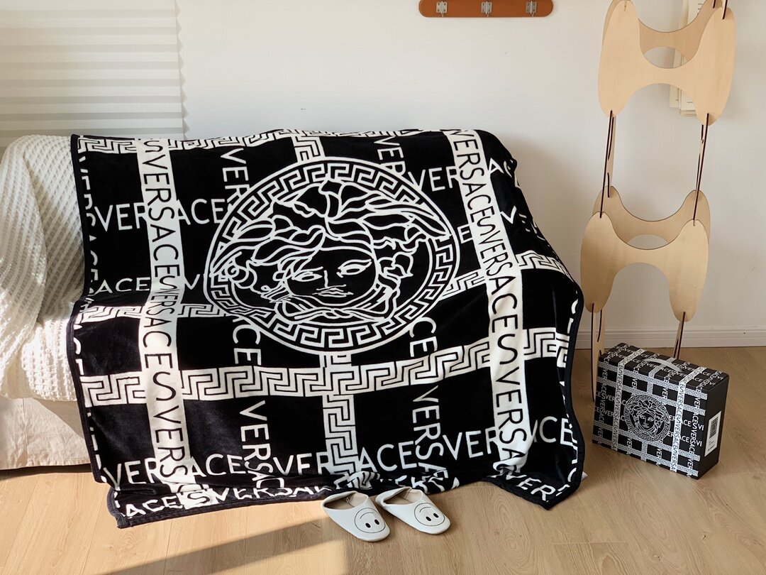 VERS BLANKET