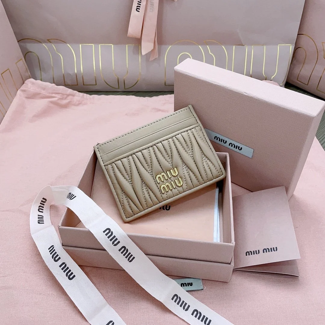 MIU CARD HOLDER