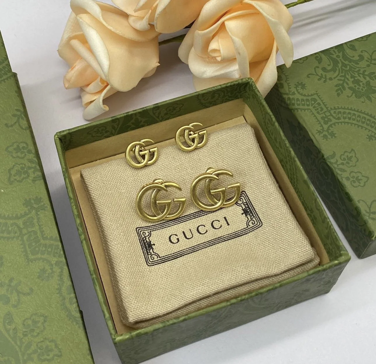 GG EARRINGS