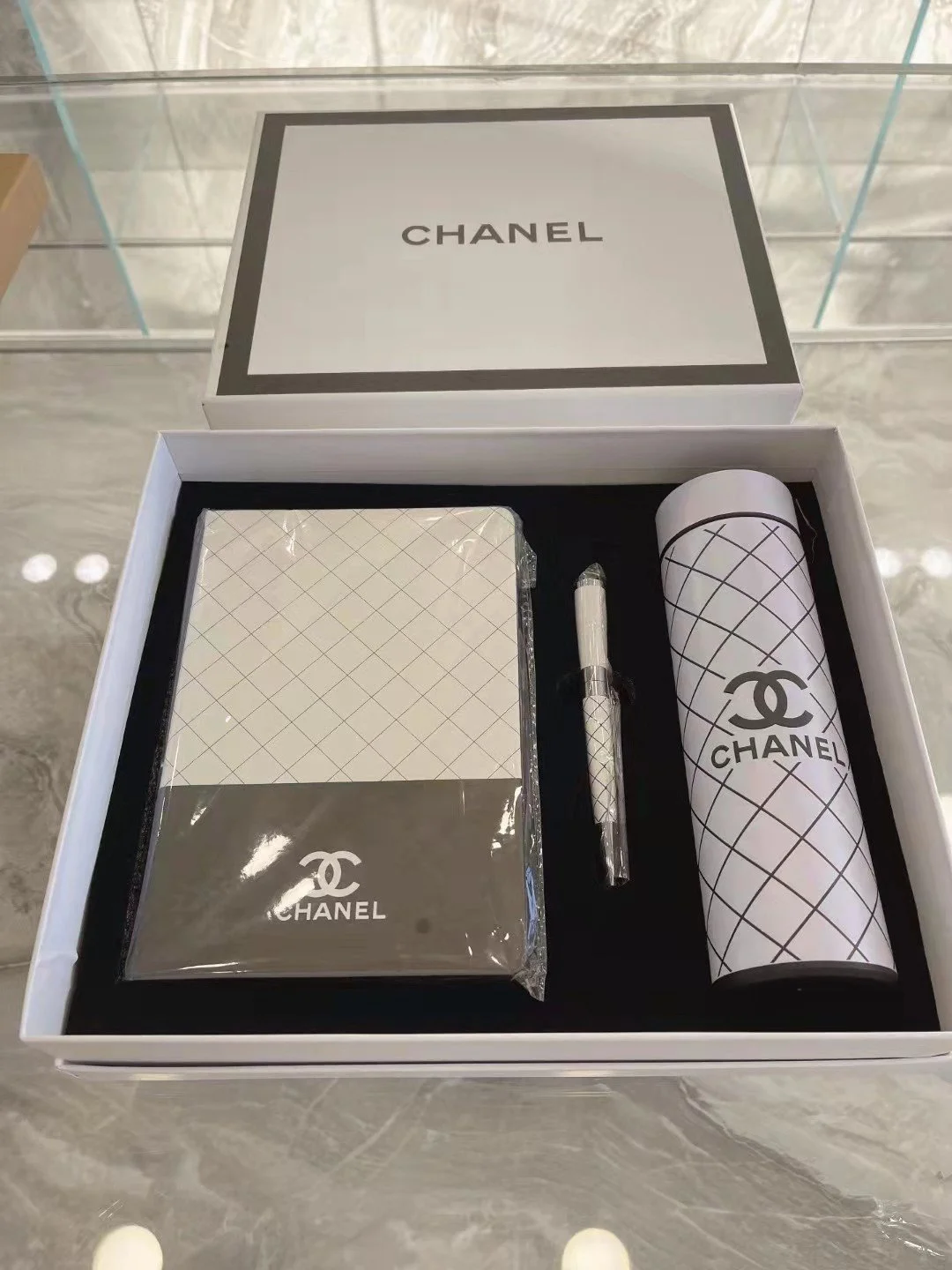 CC NOTEBOOK & PEN & CUP