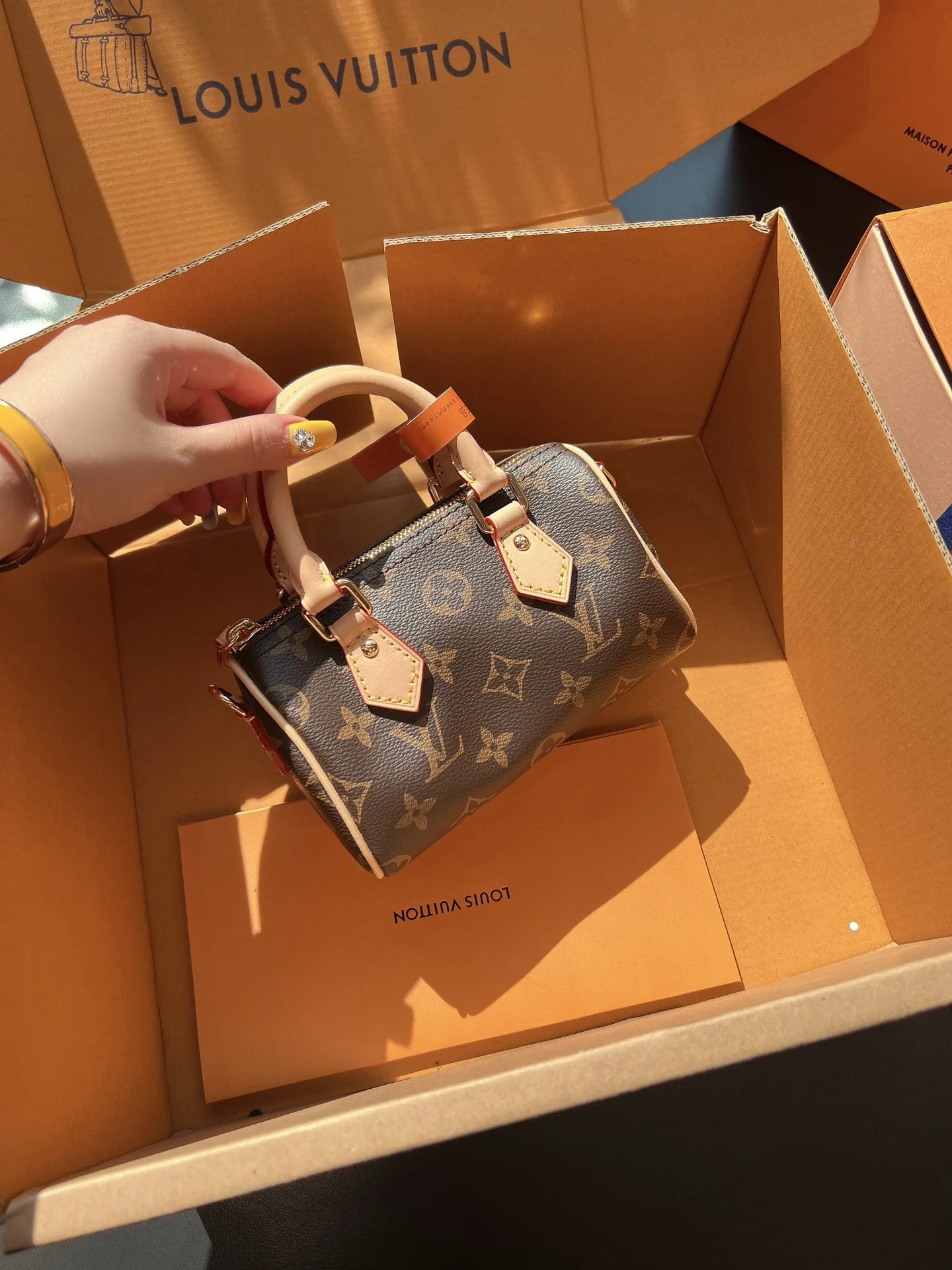 LV NANO SPEEDY — OHMYDESIGNER