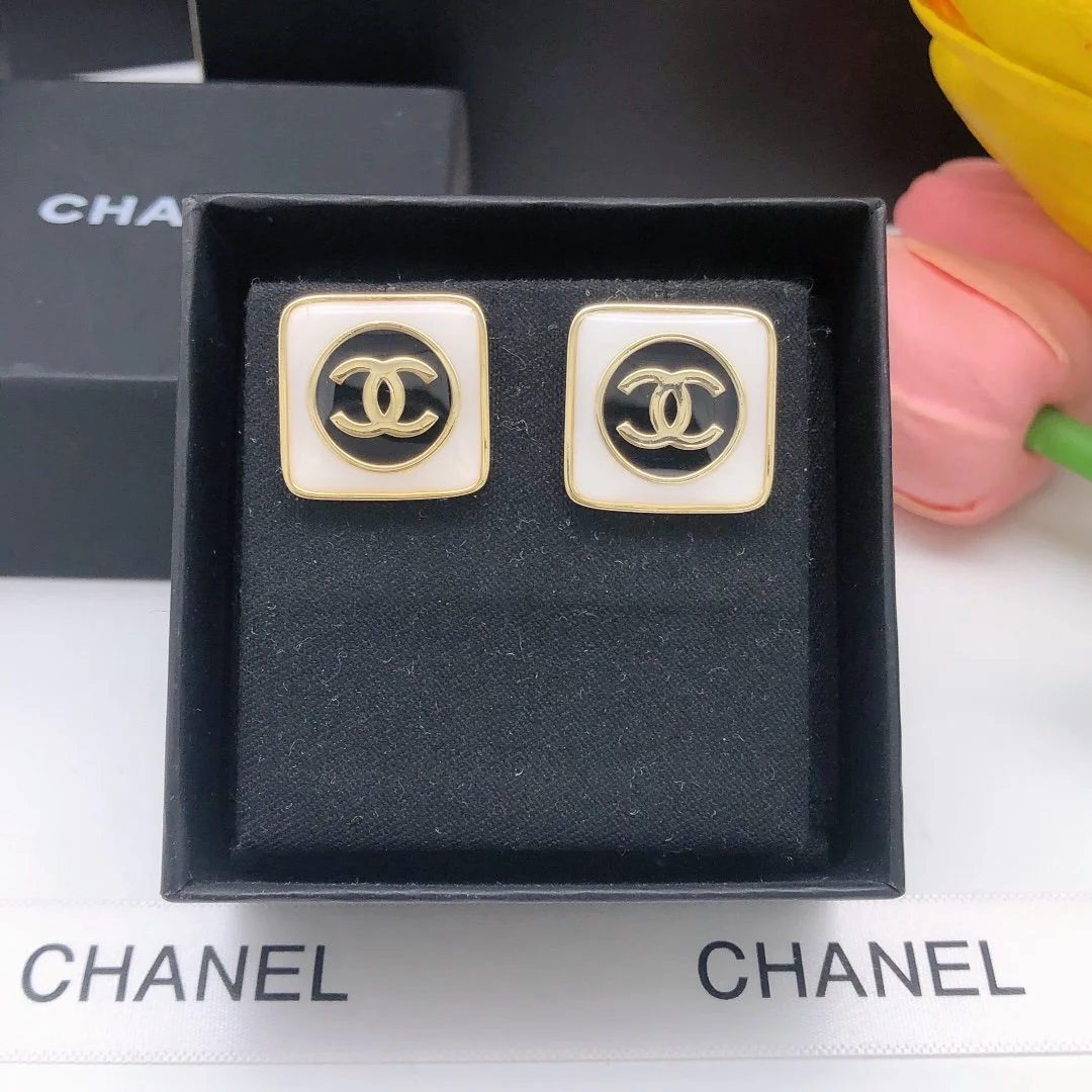 CC EARRINGS