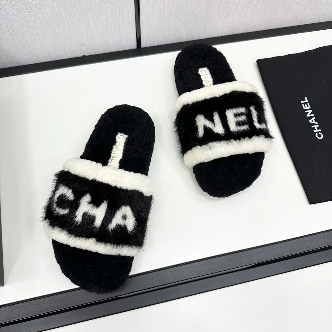 CC SLIPPERS