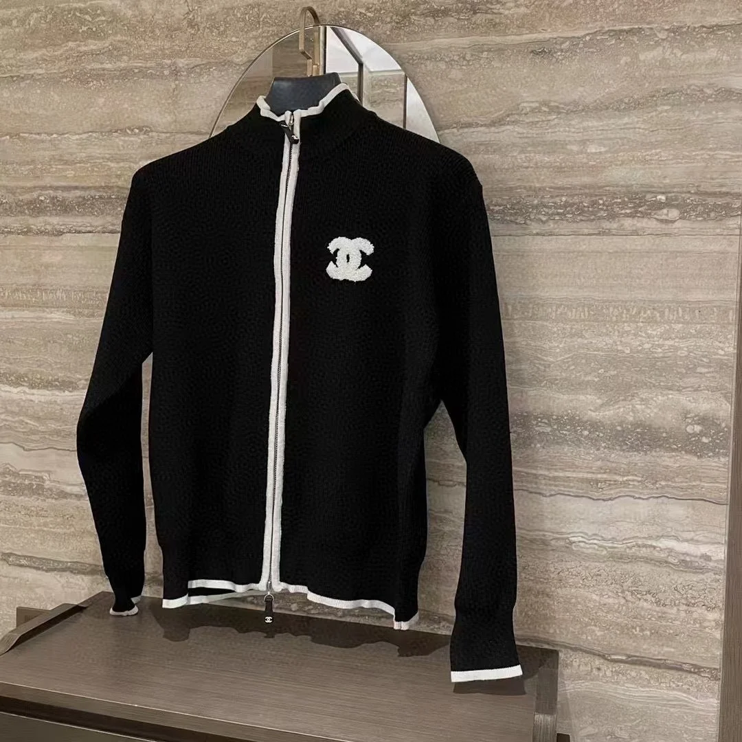 CC ZIP-UP