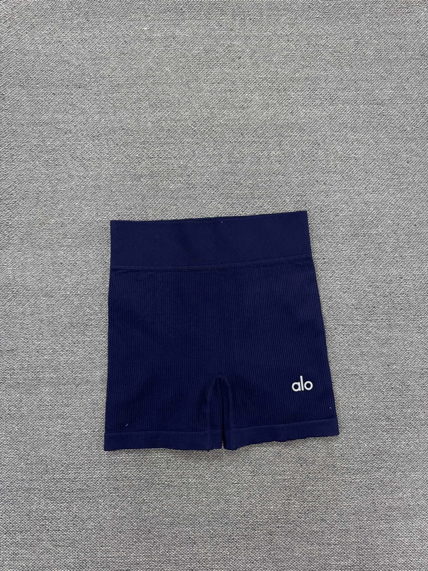 ALO SHORTS