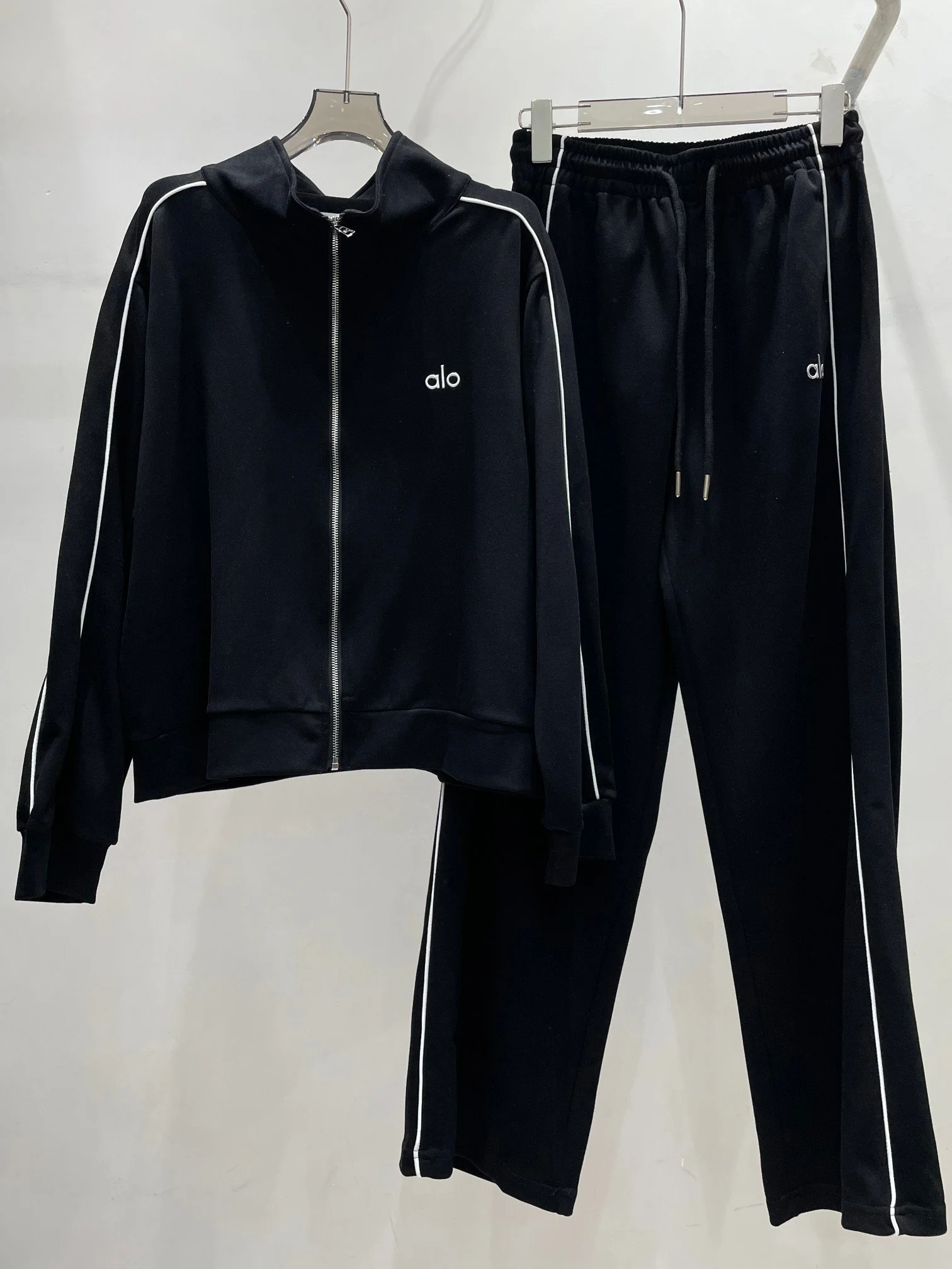 ALO TRACKSUIT  OHMYDESIGNER
