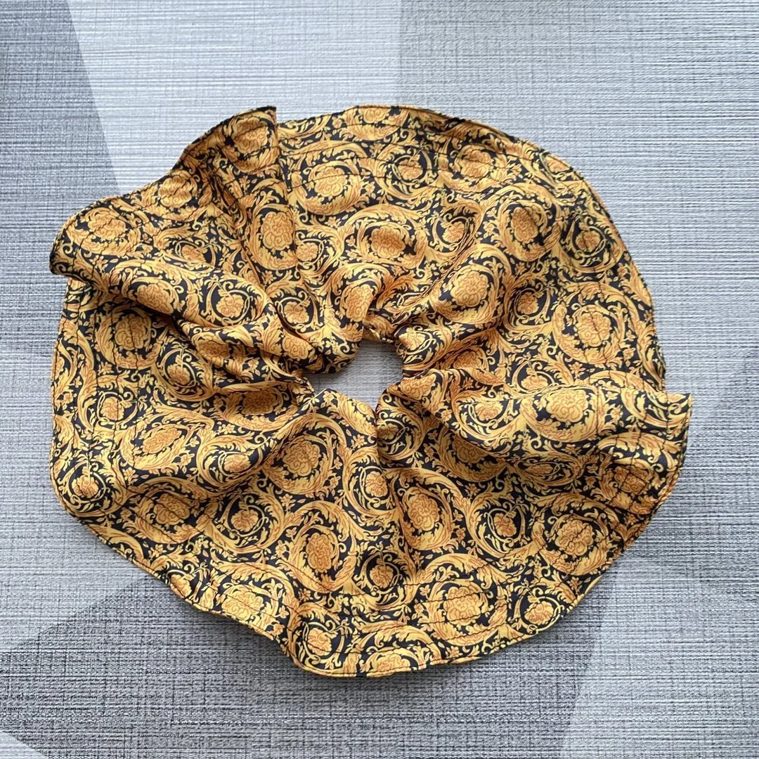 VERSAC* SCRUNCHIE