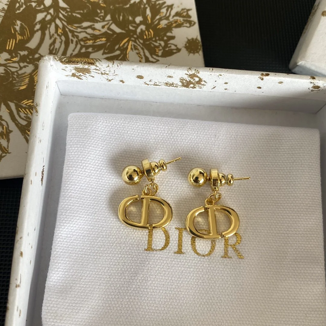 CD EARRINGS