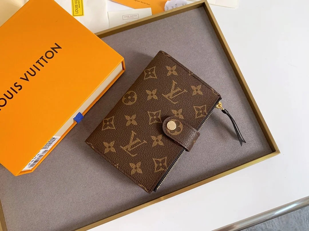 LV WALLET