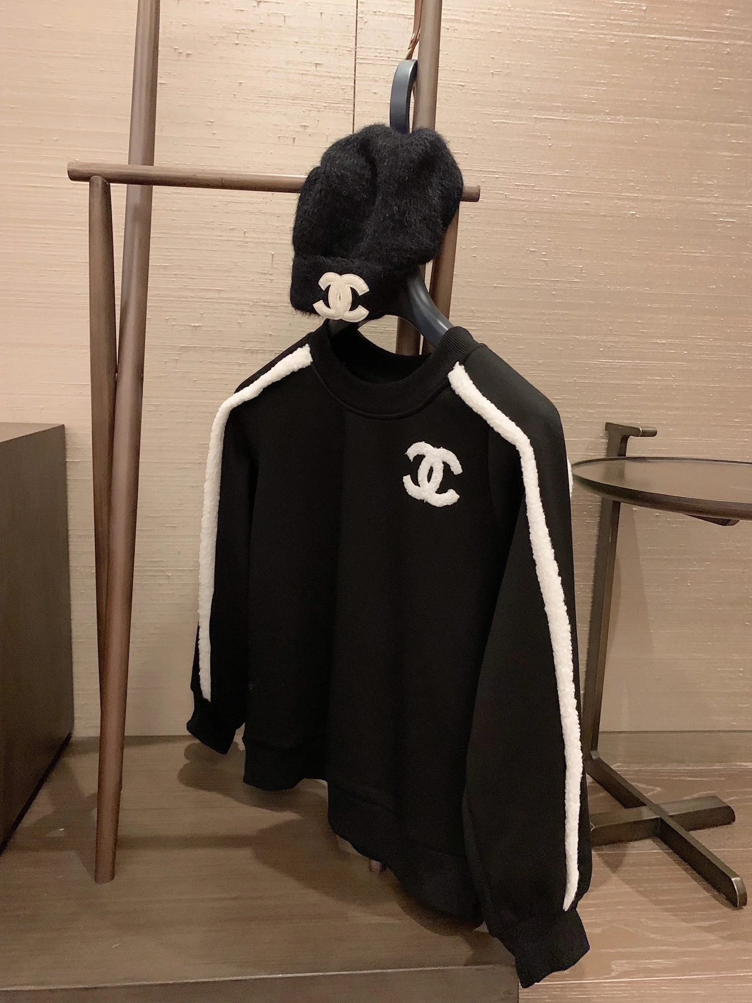 CC SWEATER