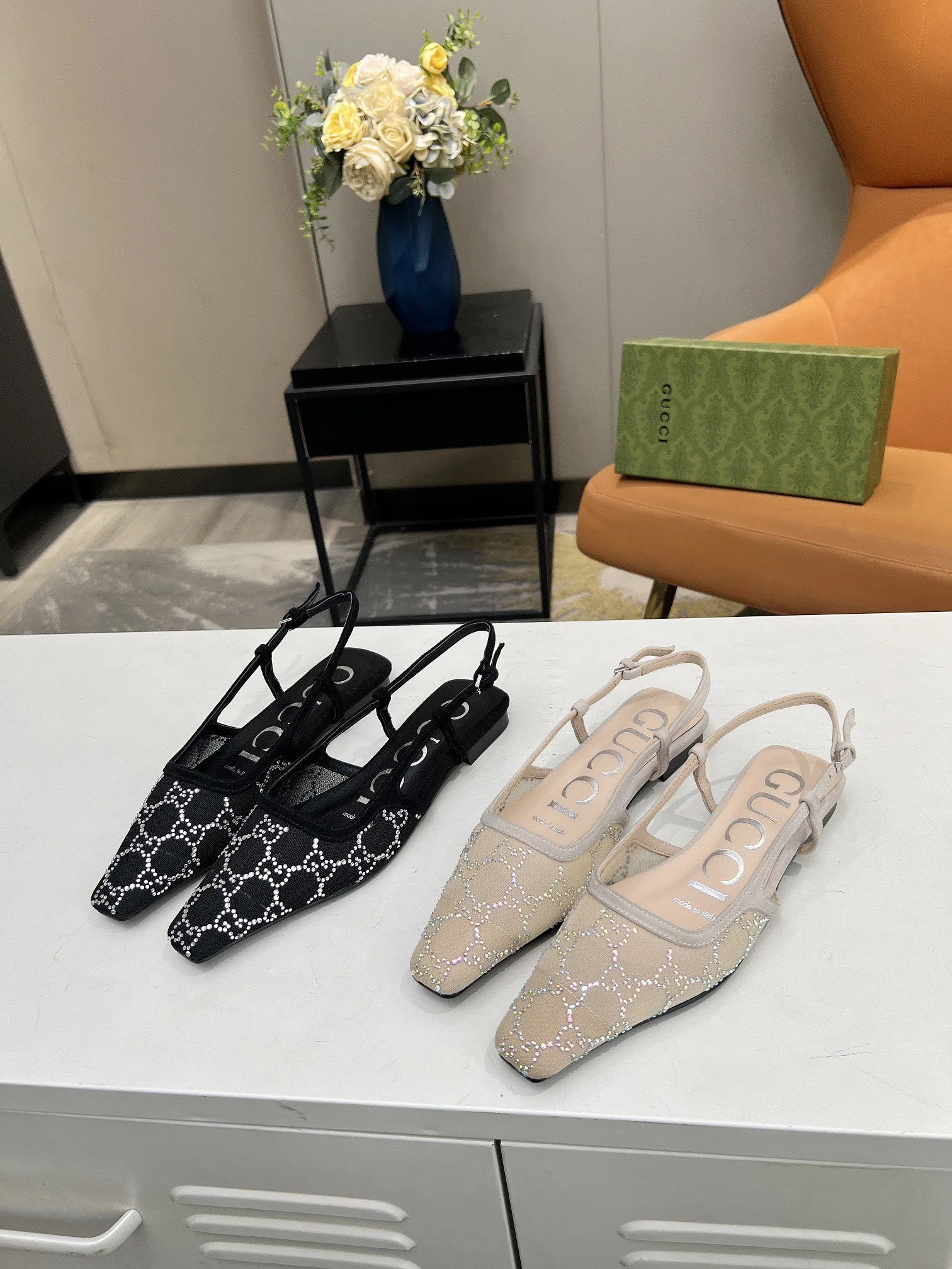 GG EMBELLISHED SLINGBACK PUMPS