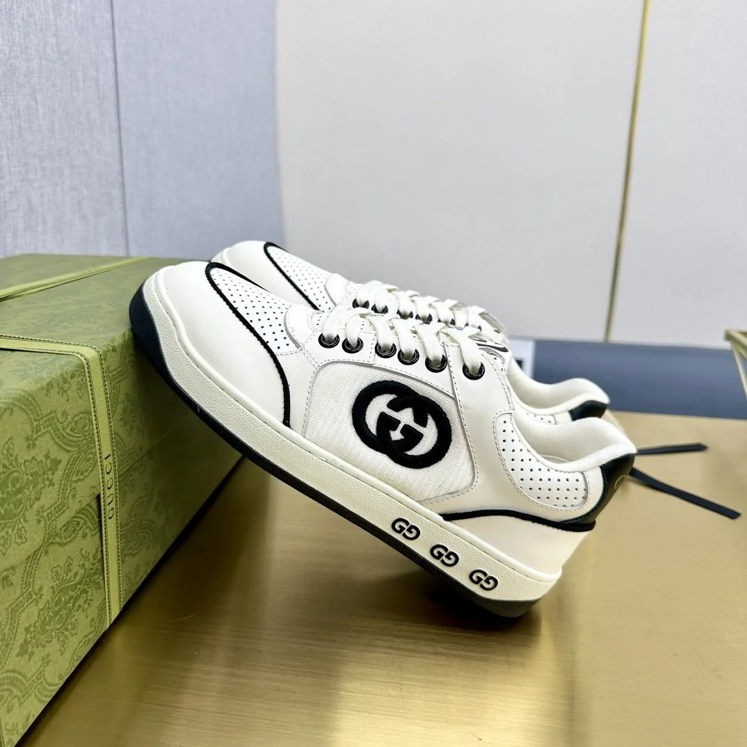 GG SNEAKER