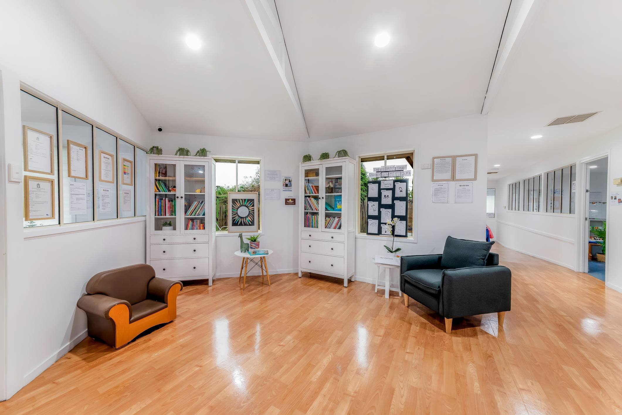Foyer.jpg
