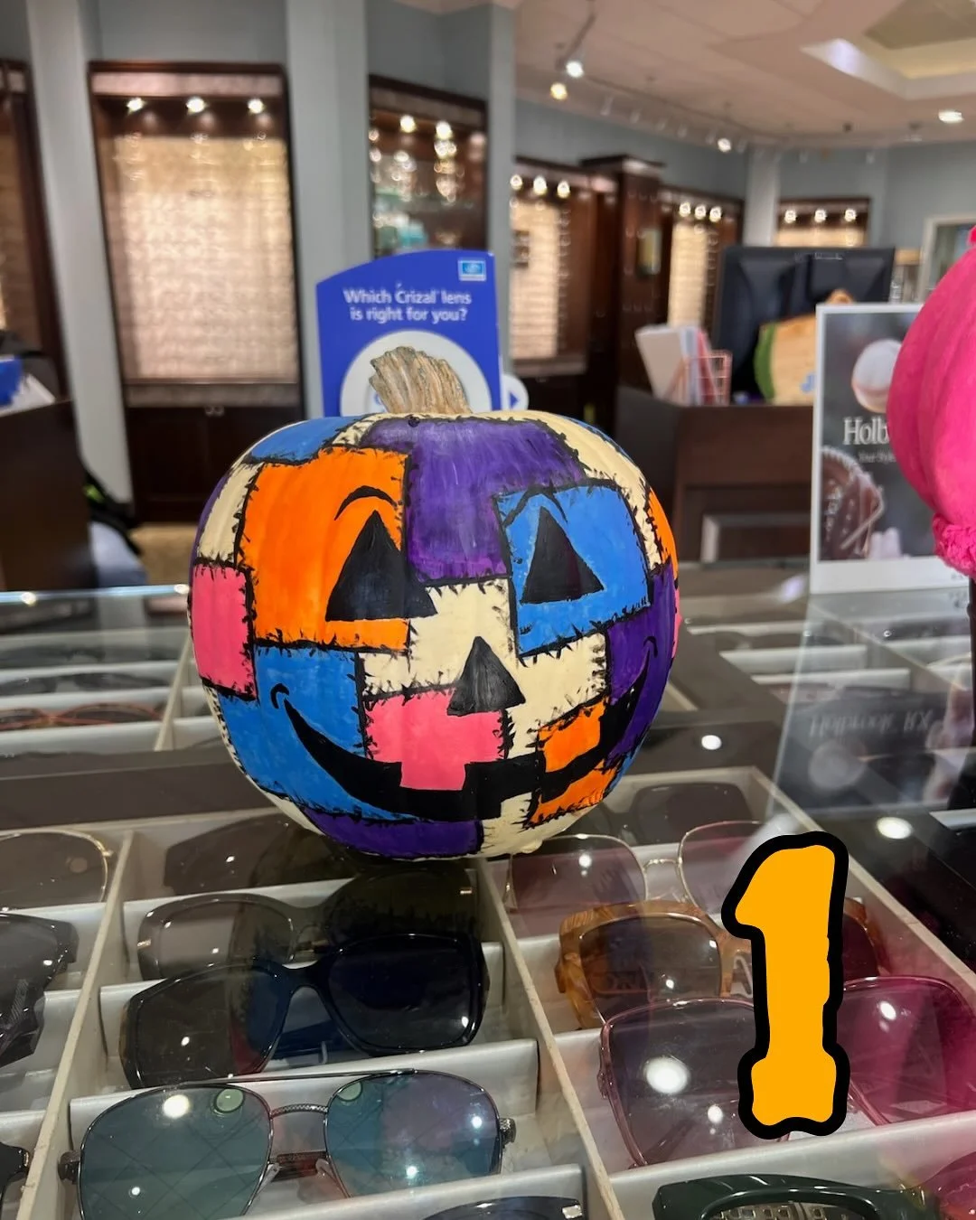 We always have fun on Halloween! 🎃 Vote for your fave pumpkin in the comments ✨