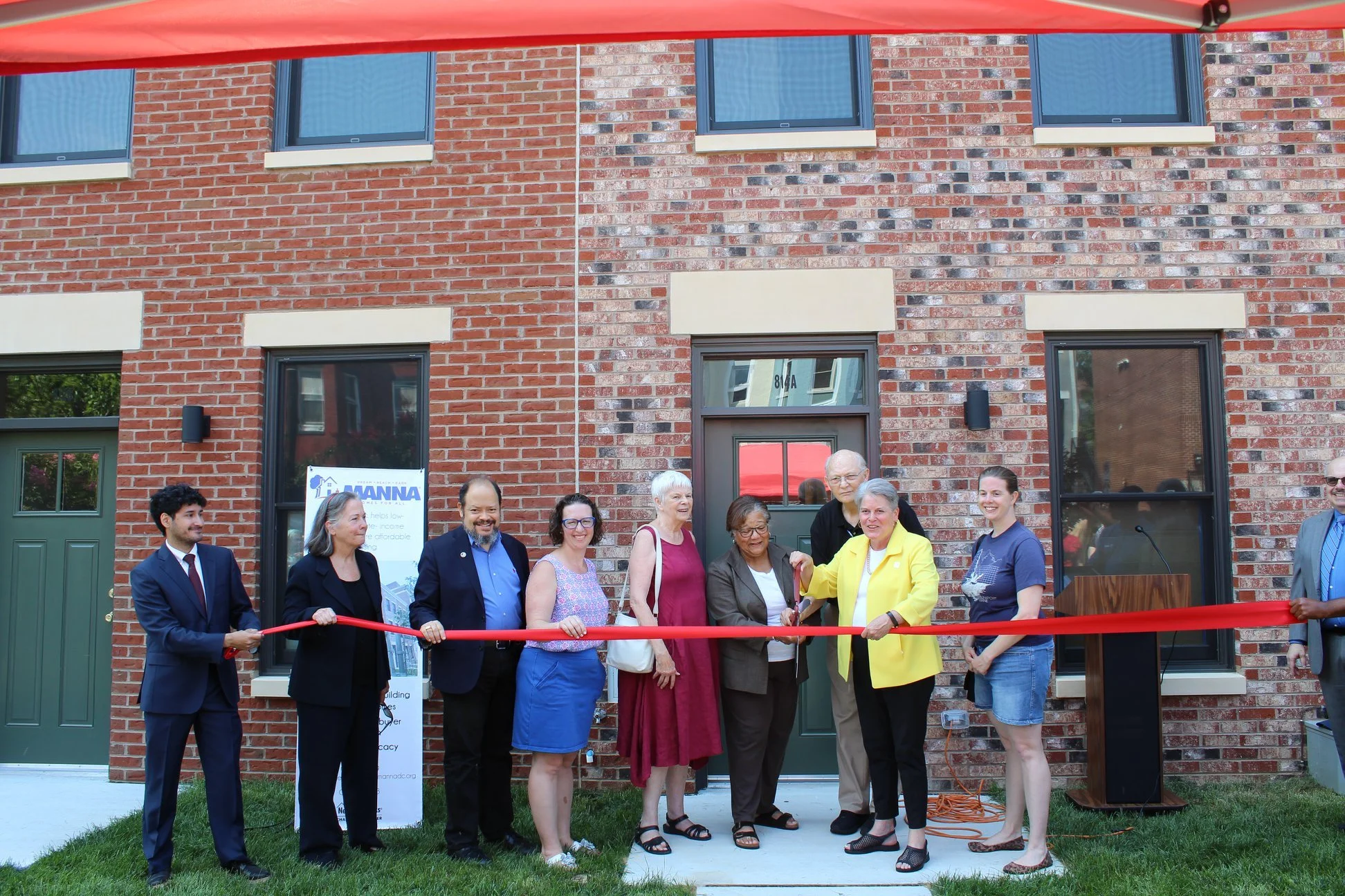 Grand Opening Picture.jpg