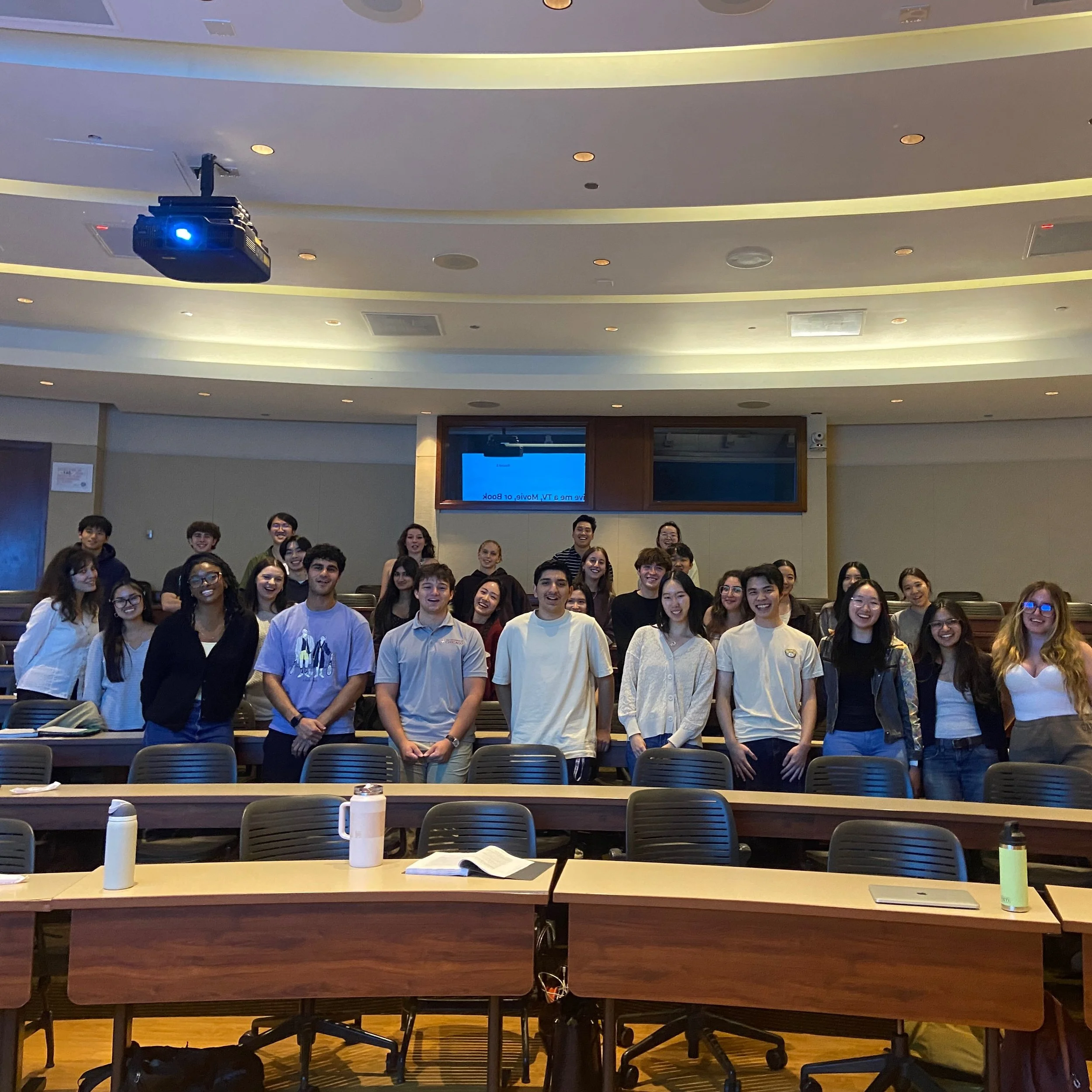 thanks to everyone who came to our first meeting!!! #weloveneuroclub ❤️🧠🧬