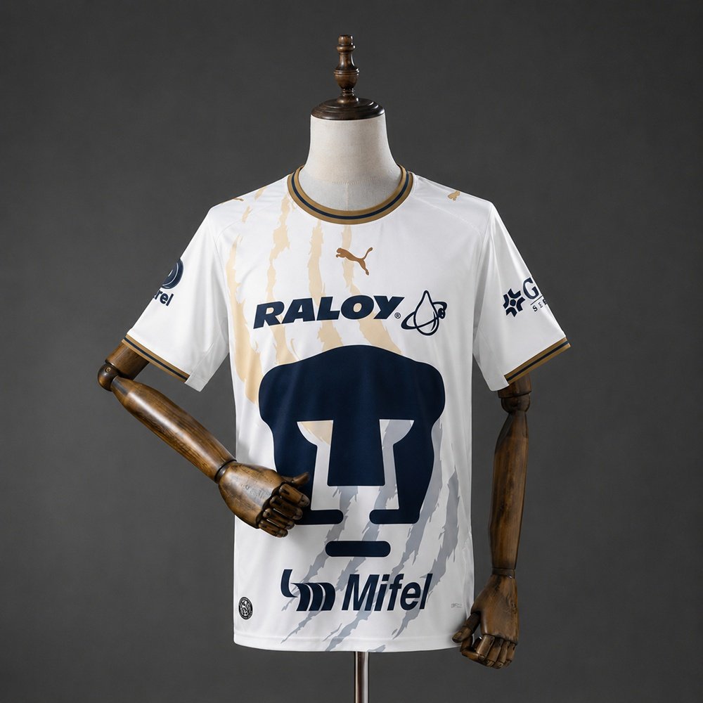 Pumas Away Kit 26/27