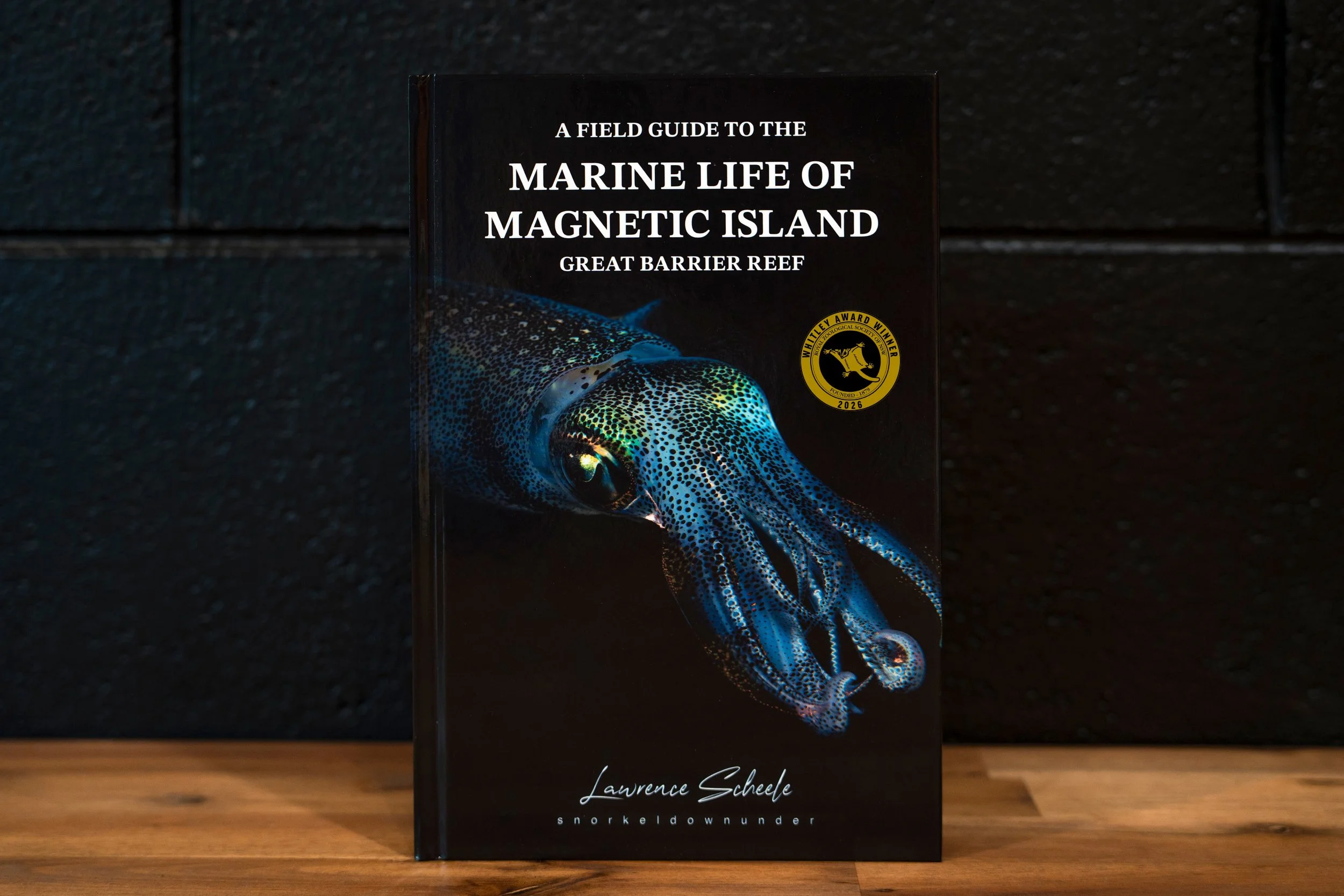 A Field Guide to the Marine Life of Magnetic Island, Great Barrier Reef by Lawrence Scheele
