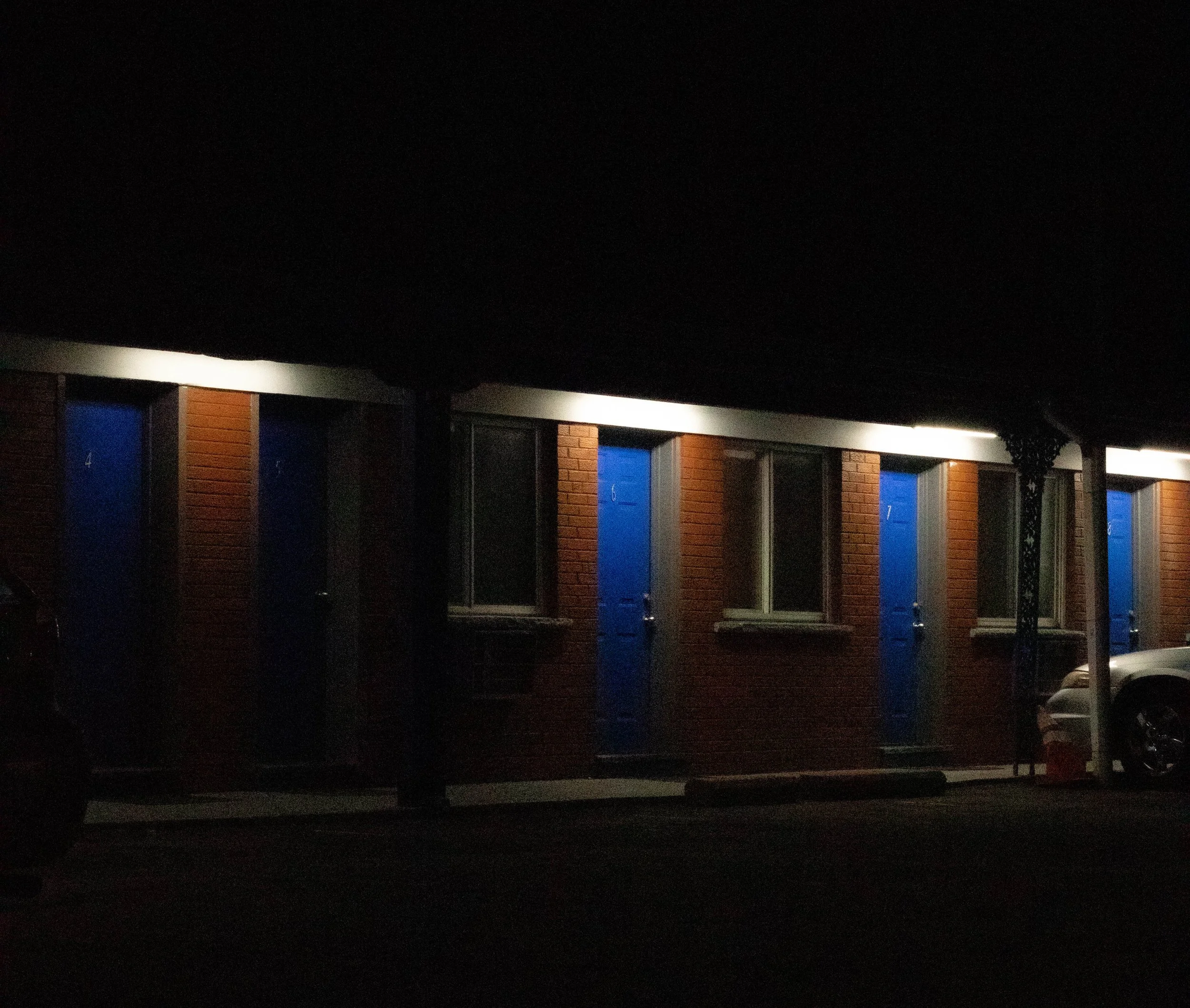 motel 3-21-3.jpg