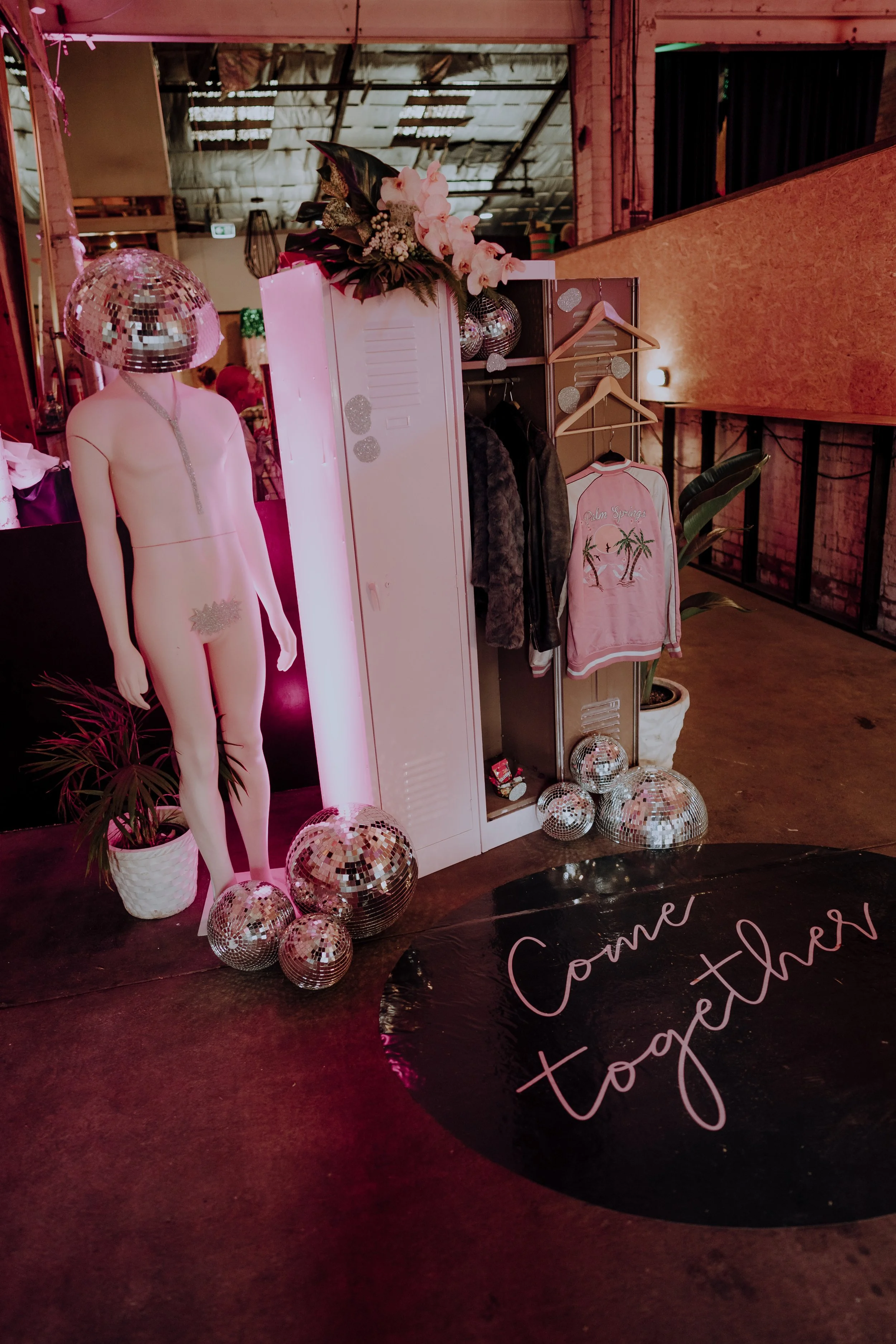 MarahSimon-TheLineFootscrayWedding-JacksonGrant-256.jpg