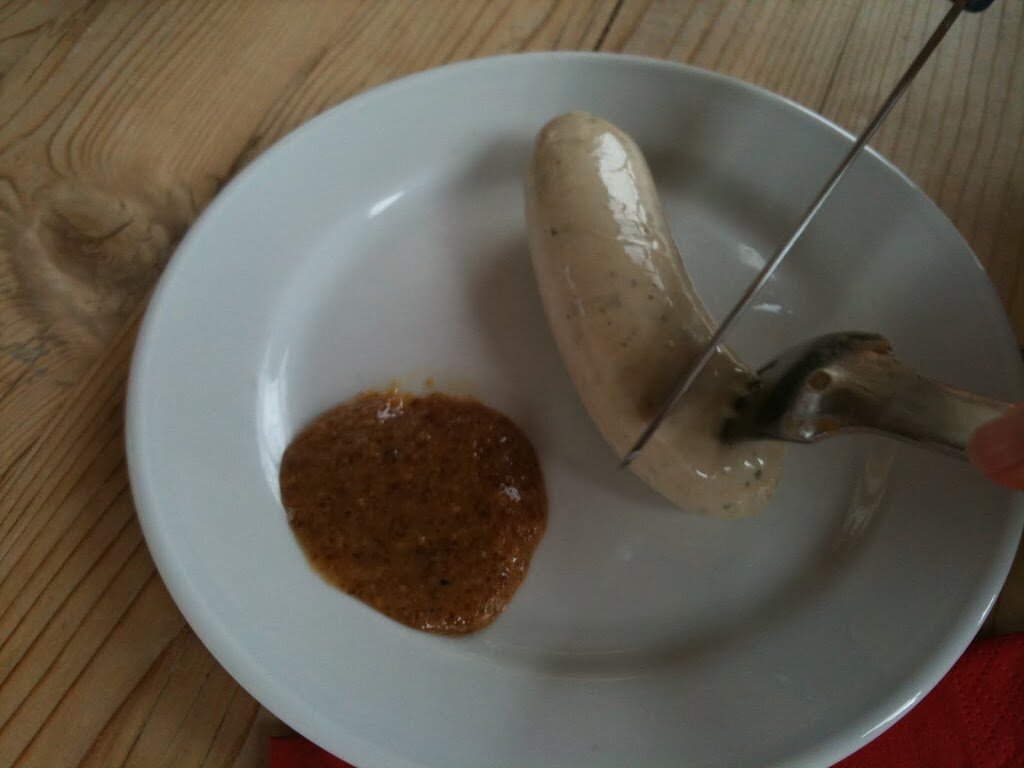 Weißwurscht essen, aber richtig