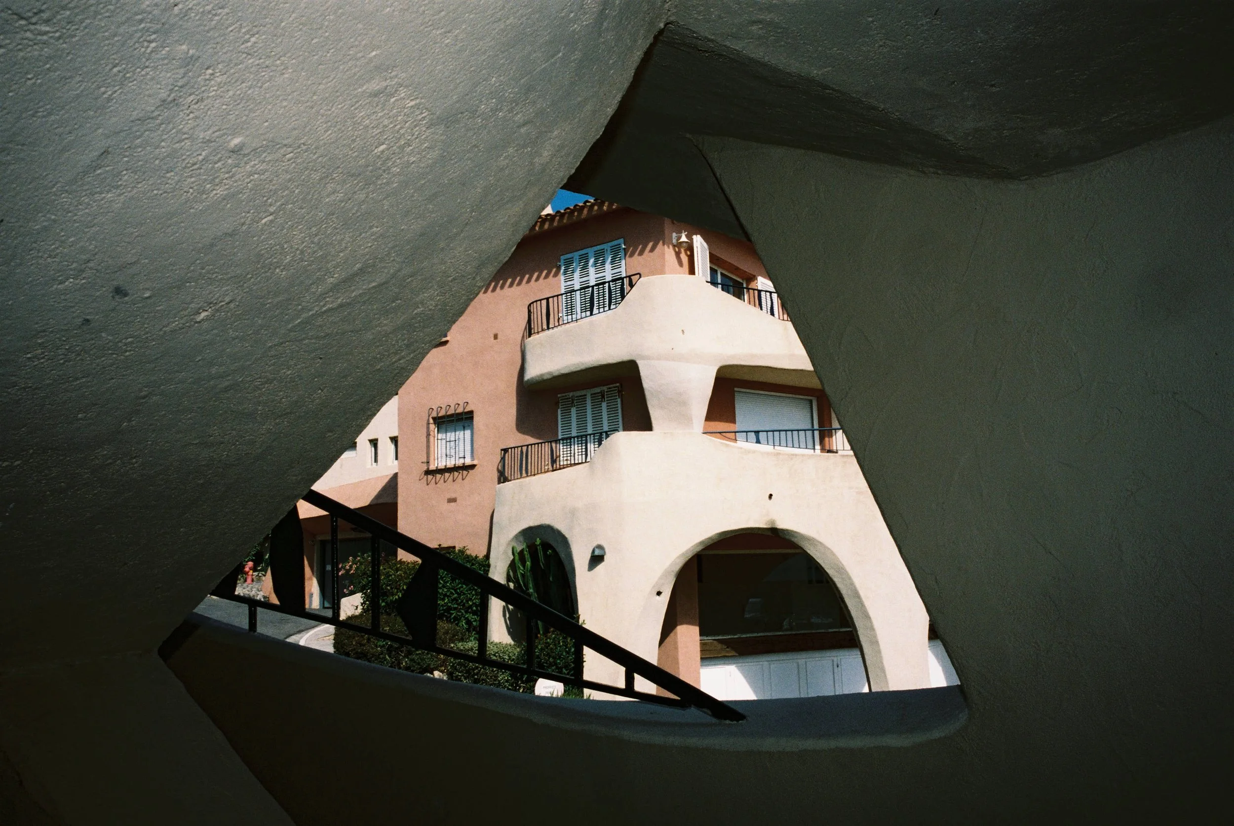 B000042-R1-07-9A.jpg