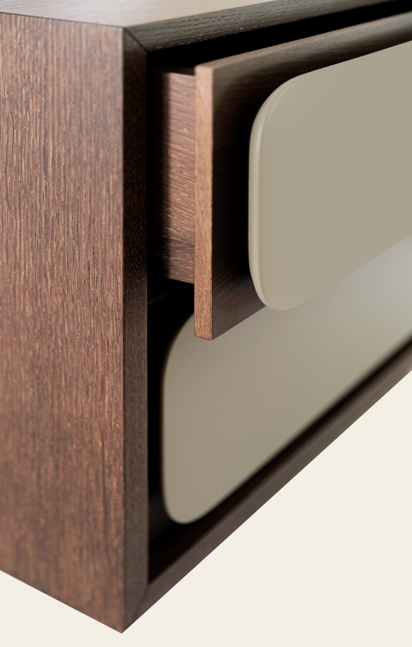 Mesa de cabeceira Ribeira II em madeira de carvalho escurecido, design minimalista Miguel Raposo