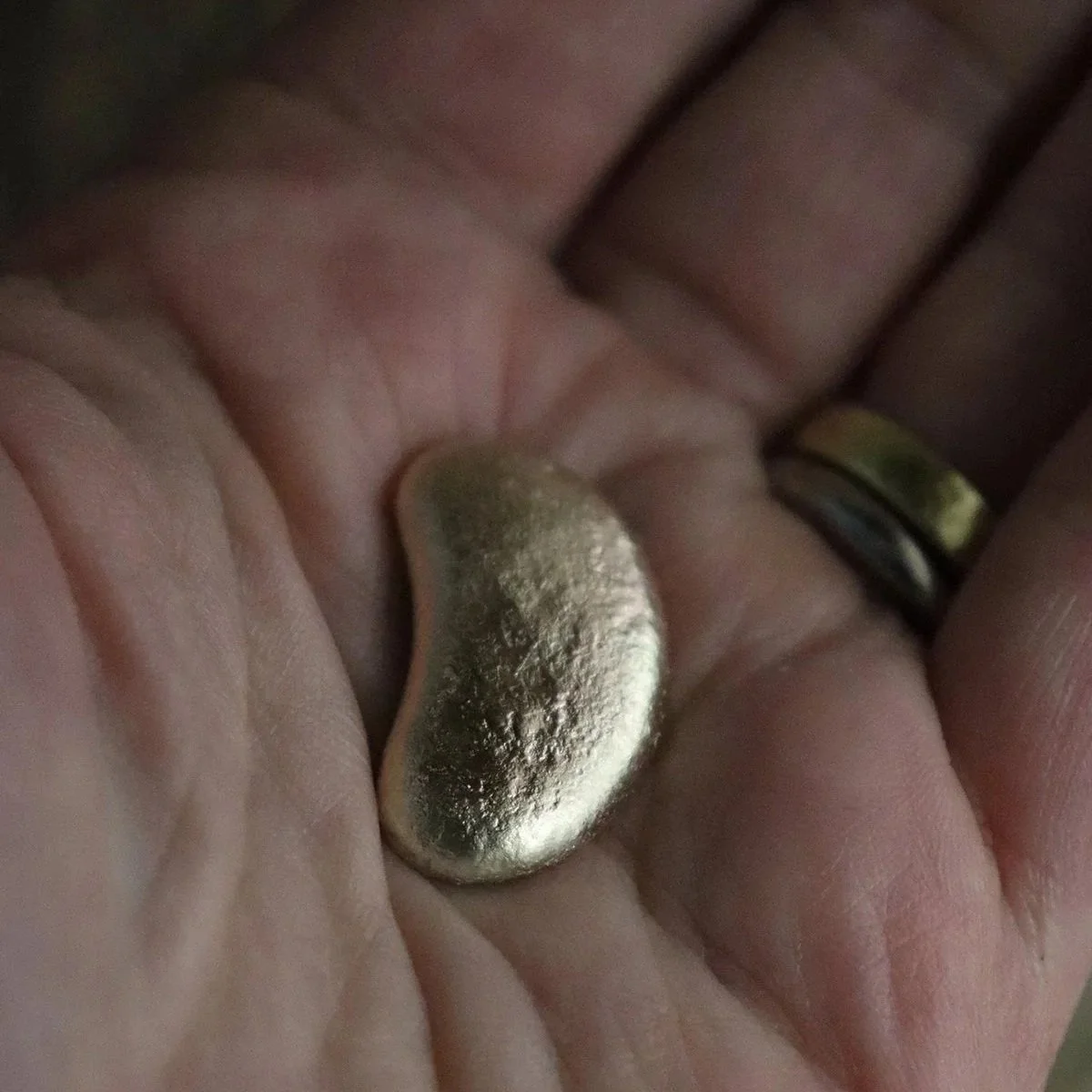 An ethical choice.  Which precious metal should I choose?