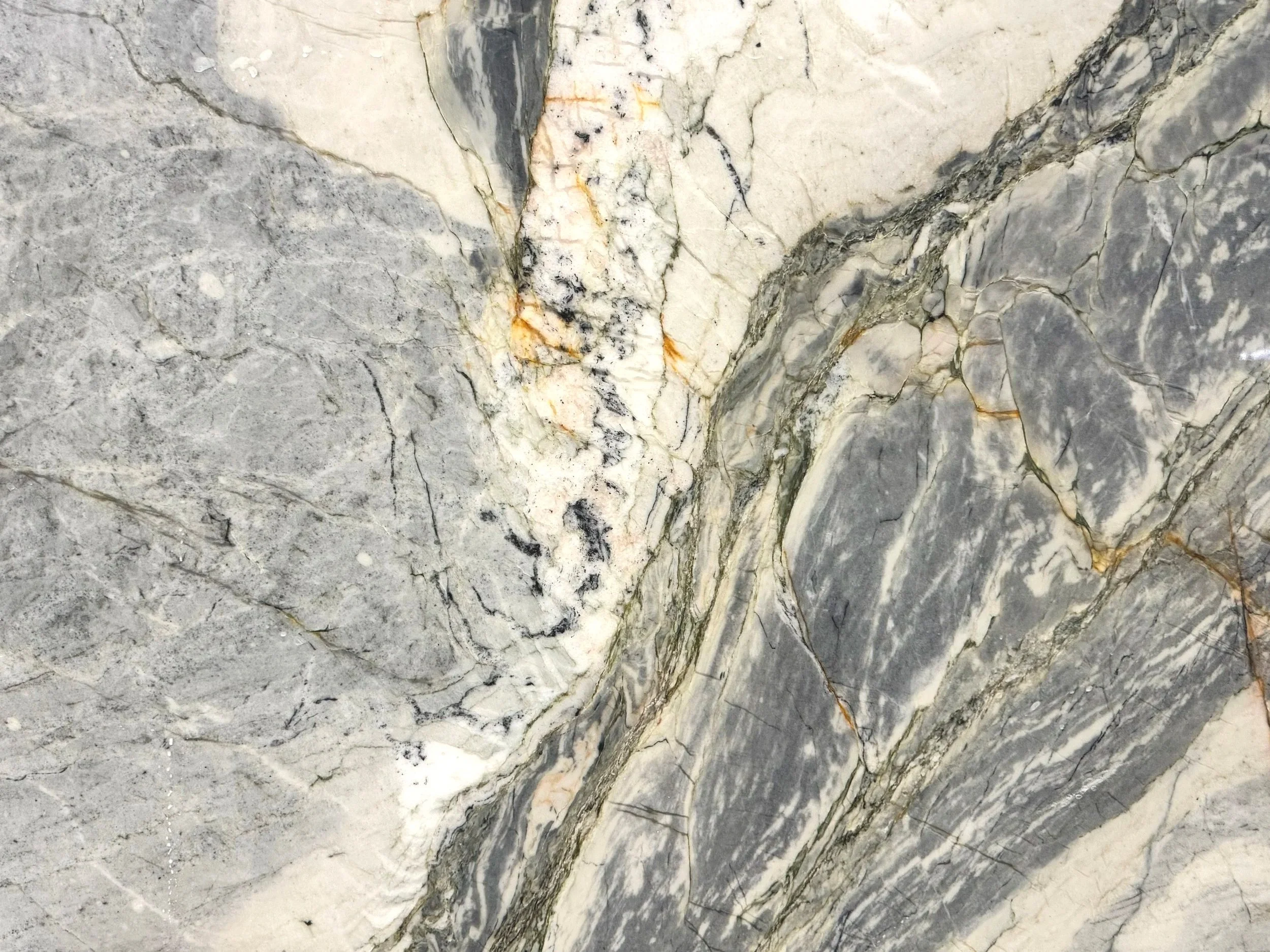IJEN BLUE: Primary Color(s): Blue | Available Finishes: Polished | Variations: Medium
