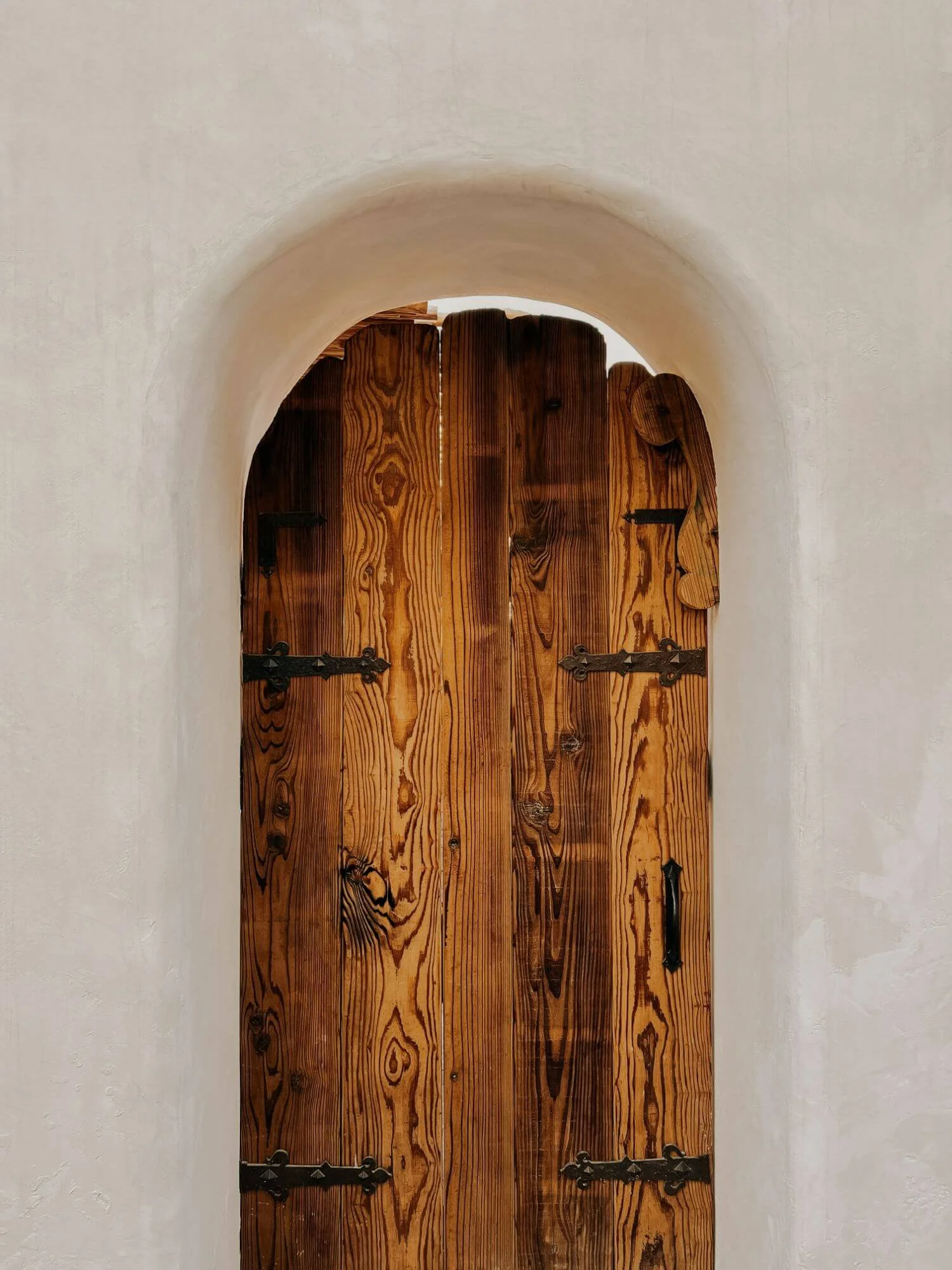 A thoughtful guide to Host like a Local with tips for vacation rentals