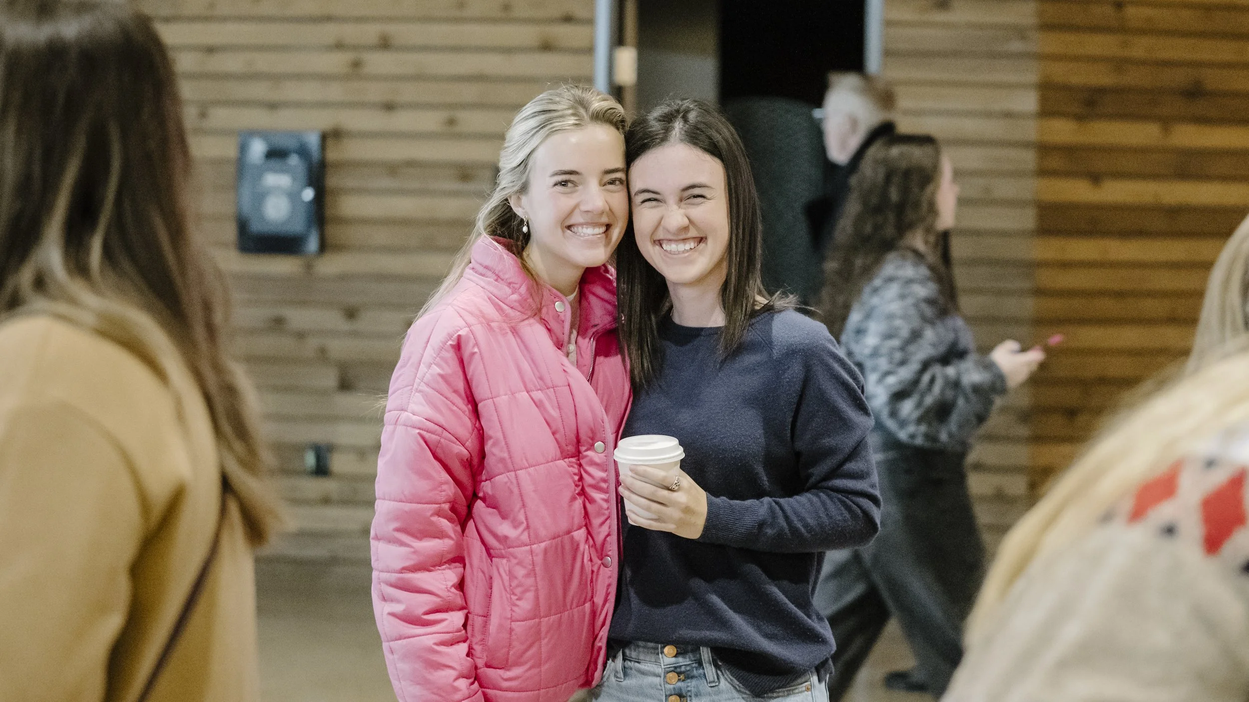 20251214_19_HarrisCreek_SWorship9A_cb.jpg