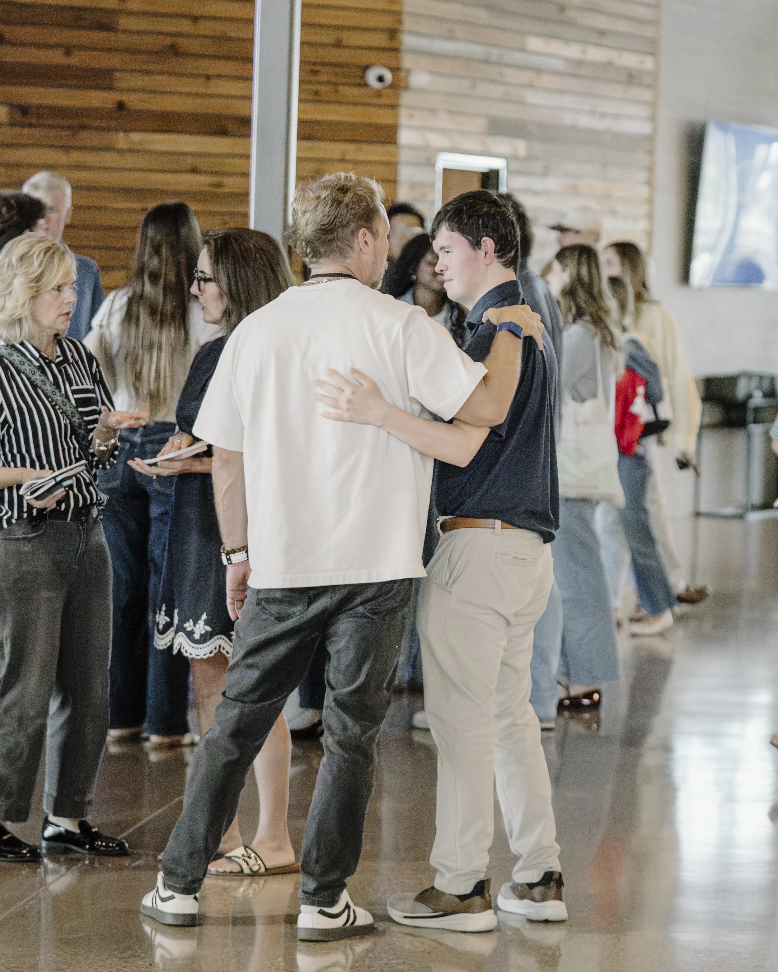 Curtis_Breuer_20261011_60_HarrisCreek_SWorship9A_cb.jpg