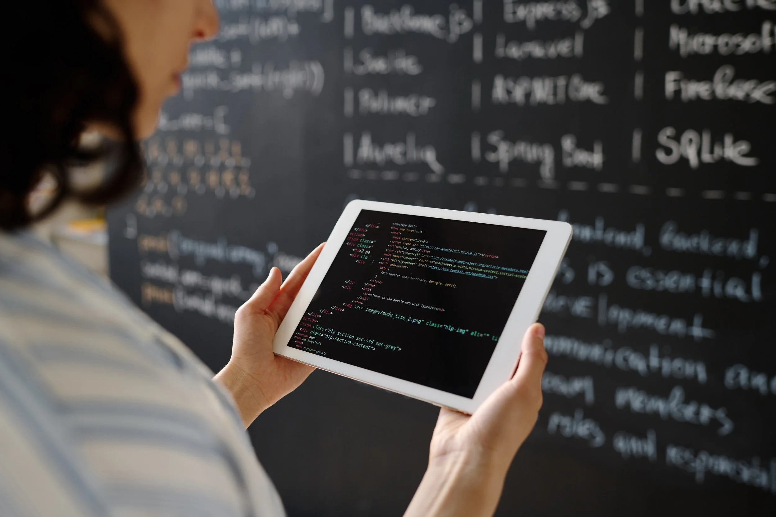 7 MISTAKES BRANDS MAKE WITH MUSIC