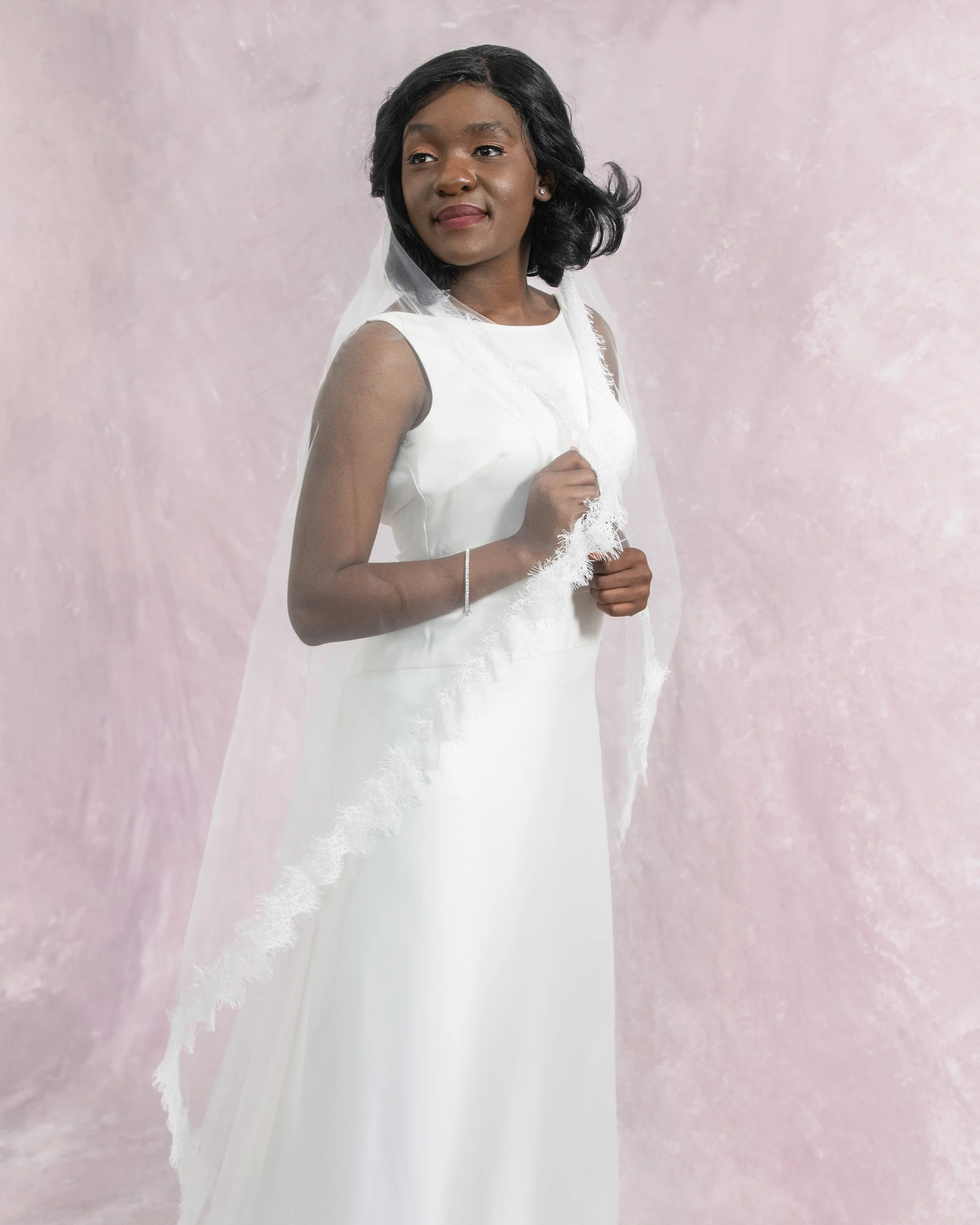 Amelie - Cascade Veil with lace