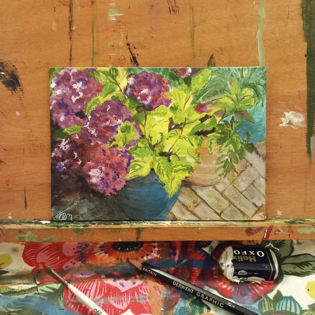 Little 7&quot;X5&quot; painting of faded hydrangeas. Painted in between making tea and kid wrangling. I consider that a win!