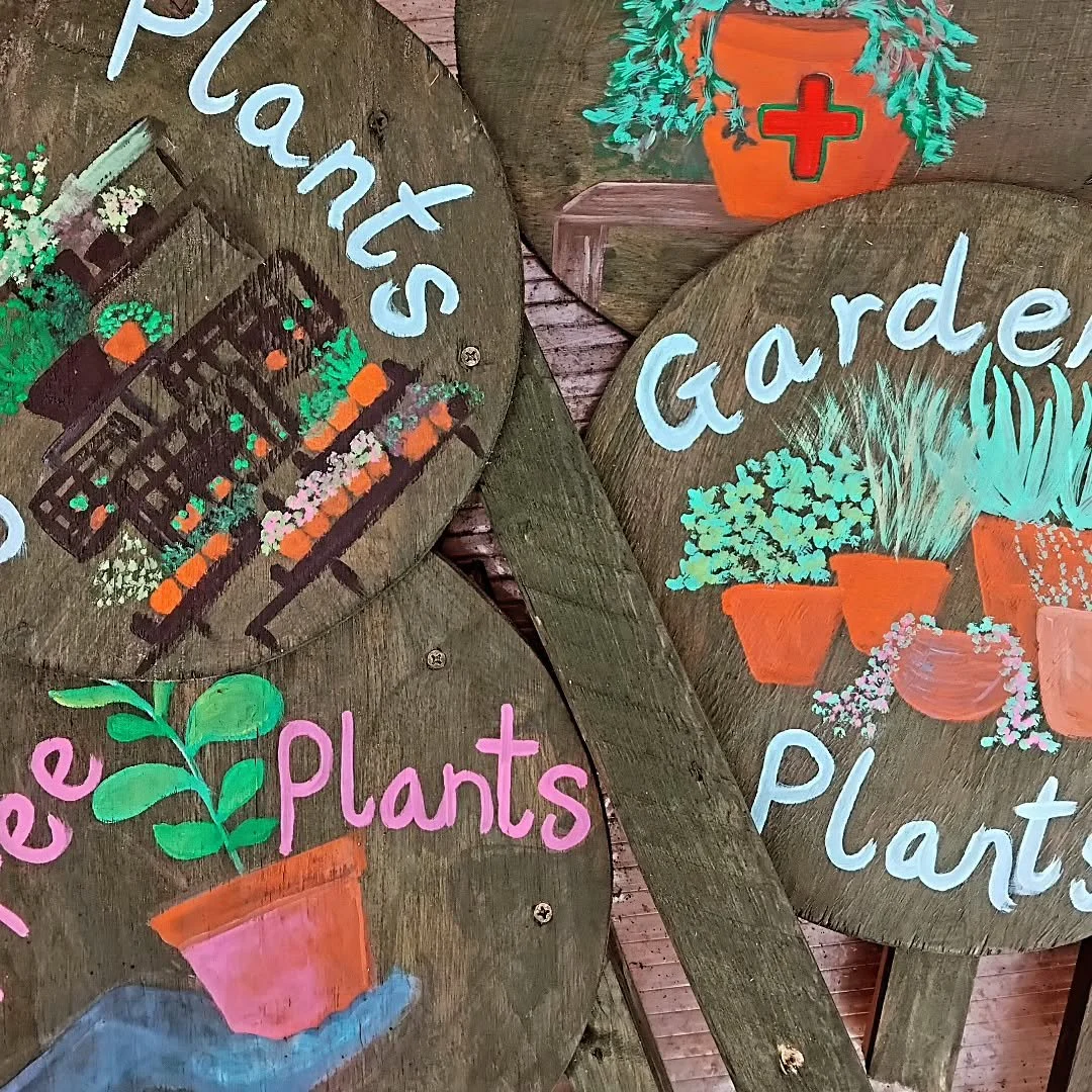 My site signs at Growing People in Letchworth are pottering (!) along well. Might have to wait until Spring though to put them out. I'm told yacht varnish is a good idea!

#growing_people_herts