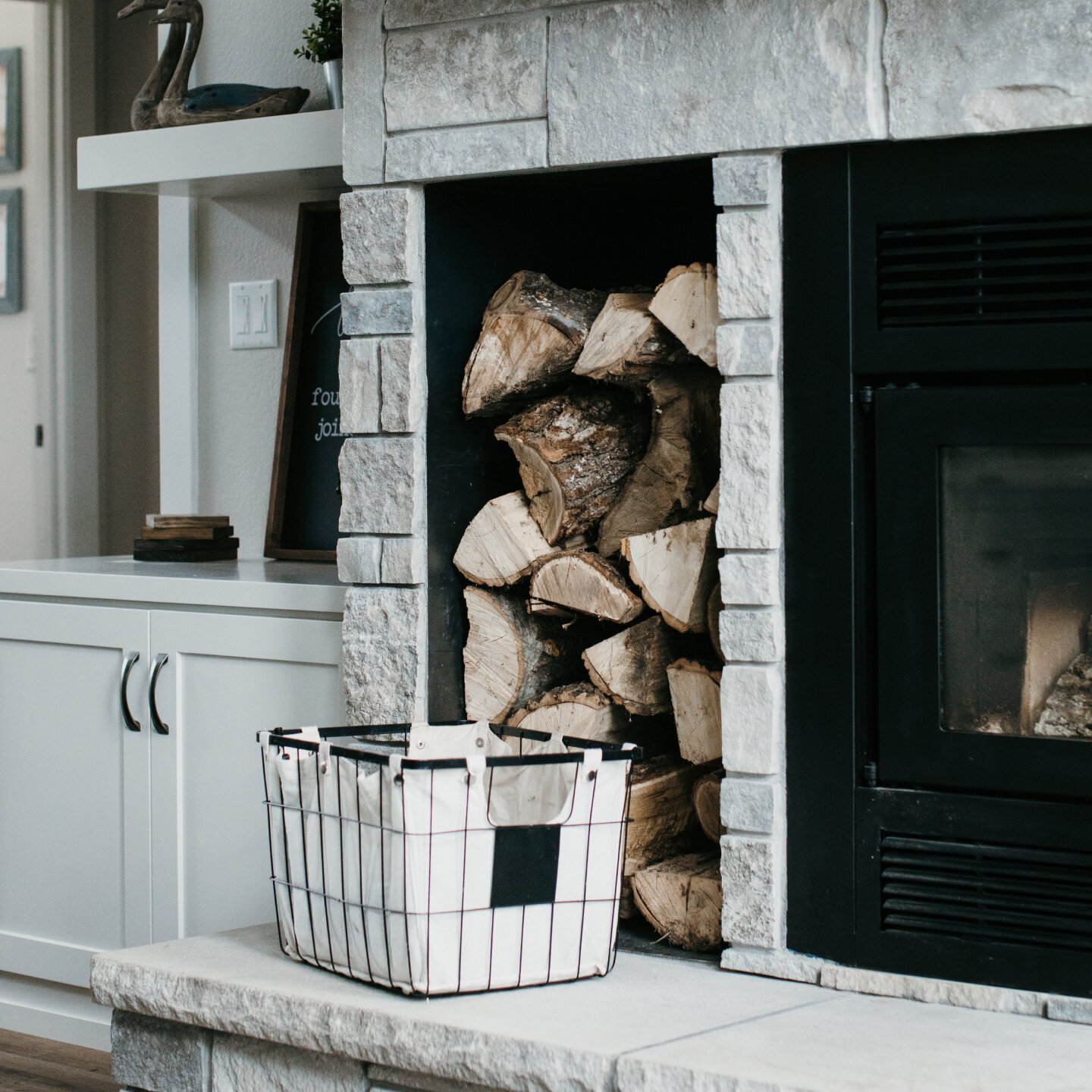 Fireplace.jpg