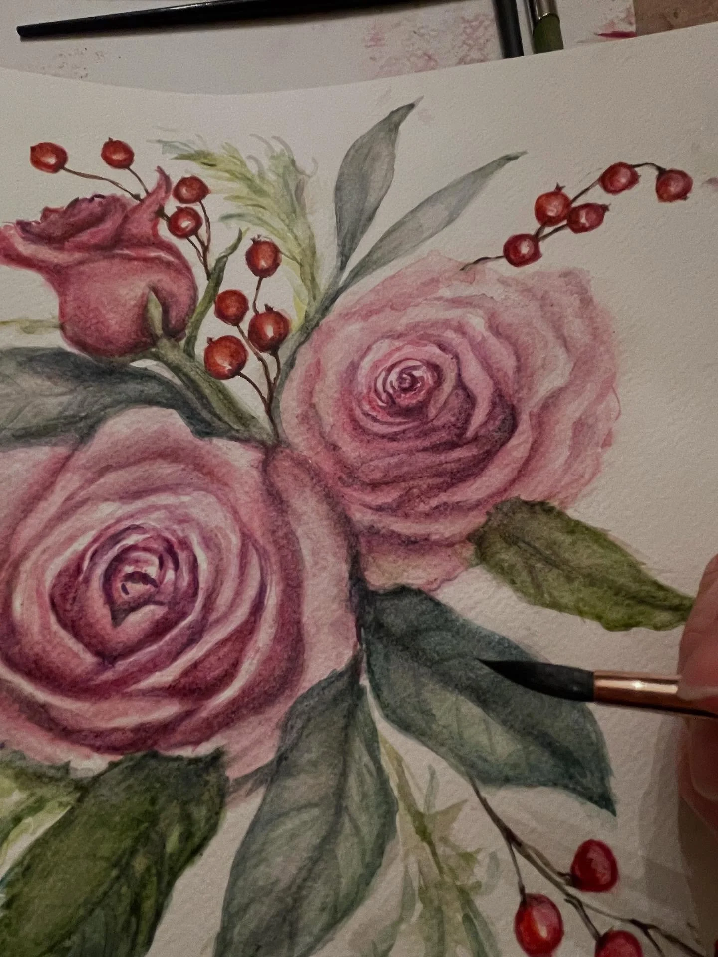 How I see holiday flowers today. Each day each time I paint a little different just go with it, what ever happens, happens..,,,

#watercolorflowers #watercolorflorals #flowersofinstagram #holidayflowers