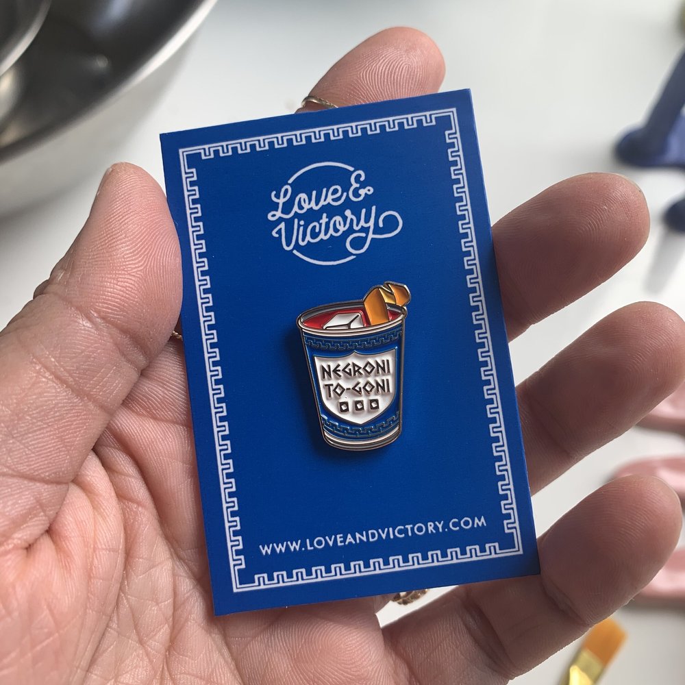 DElight Party ウネ ペンコン ホーチミン トレカ Negroni To-Goni Pin — Love & Victory