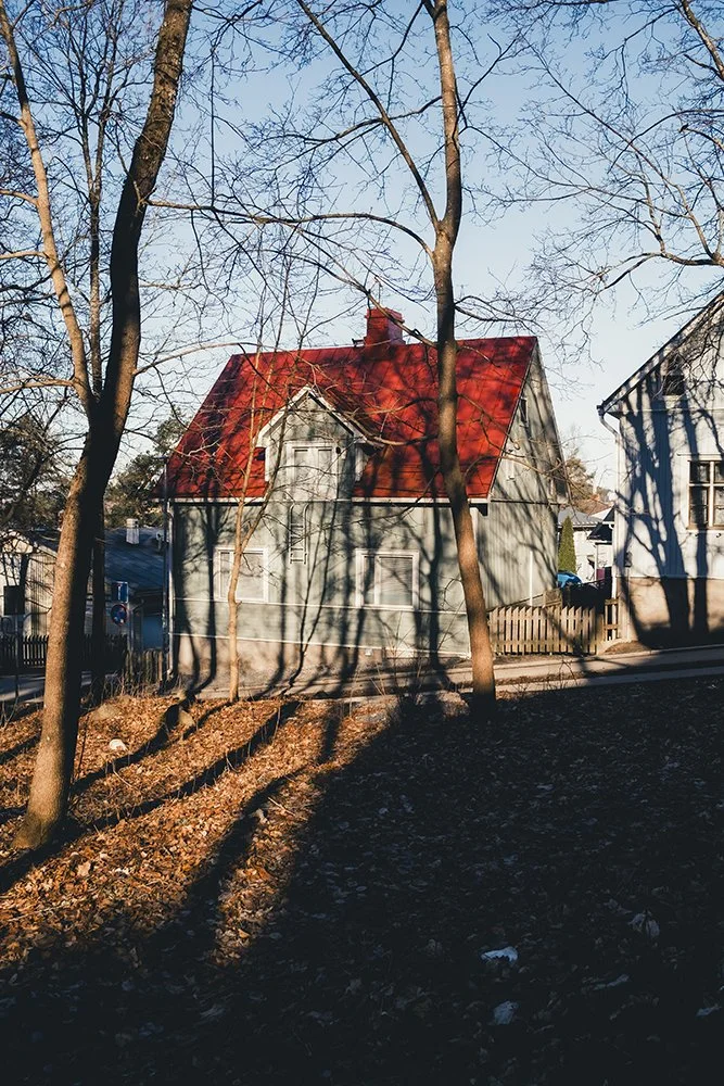 Valokuvia Hirvikadulta. Valokuvia Pispalasta