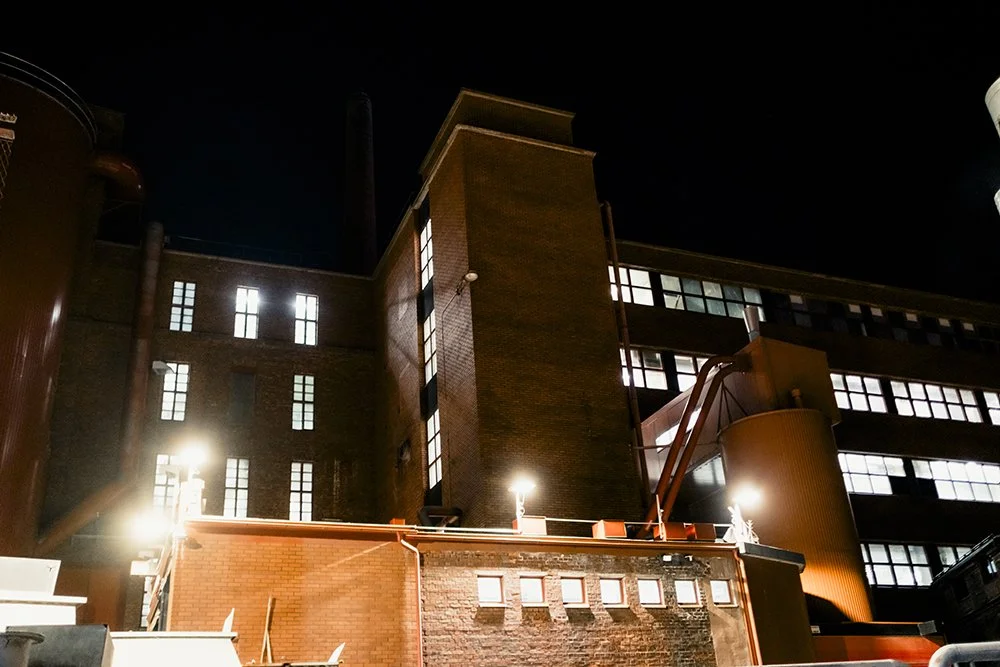 Tako Hiljenee. Valokuvia Laukontorilta