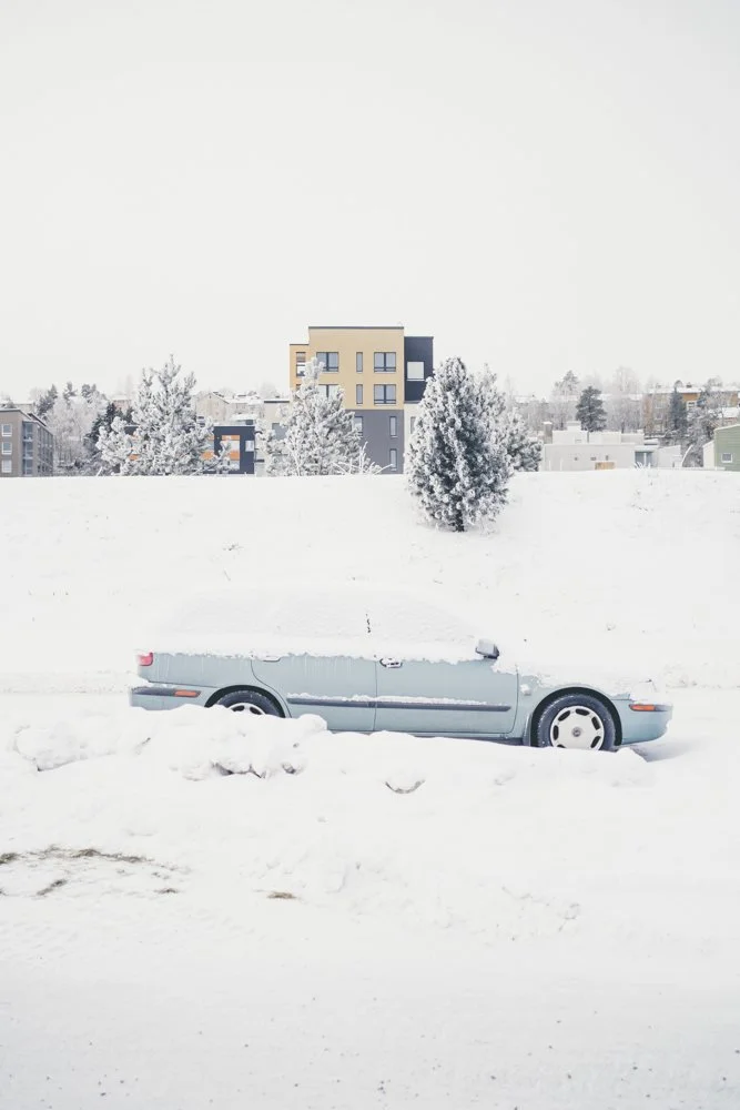 Luminen auto Santalahdessa