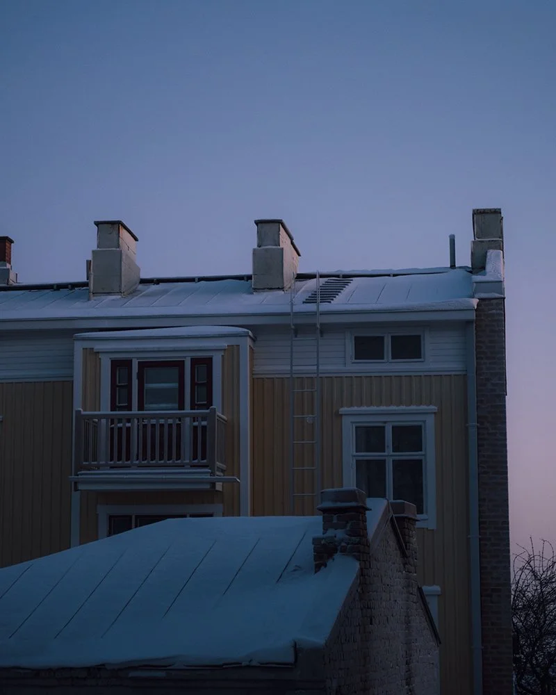 Puutalo Pispalan harjulla. Talvikuvia Pispalasta