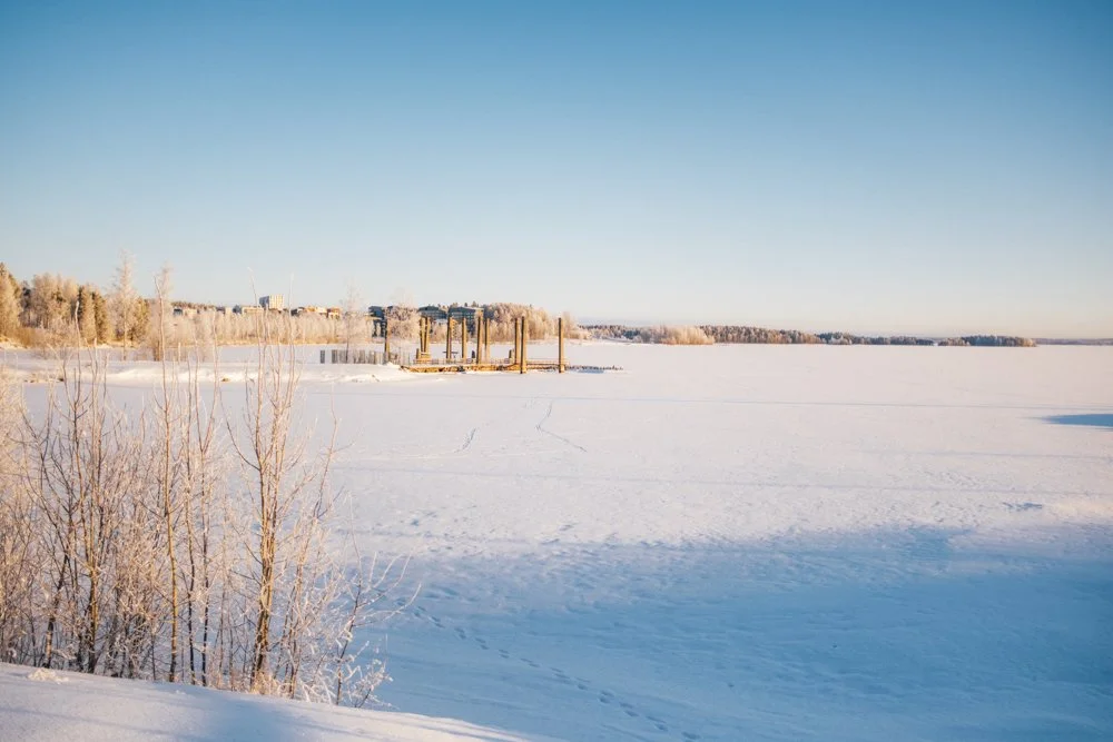 Talvi Lielahdessa. Jäätynyt Näsijärvi