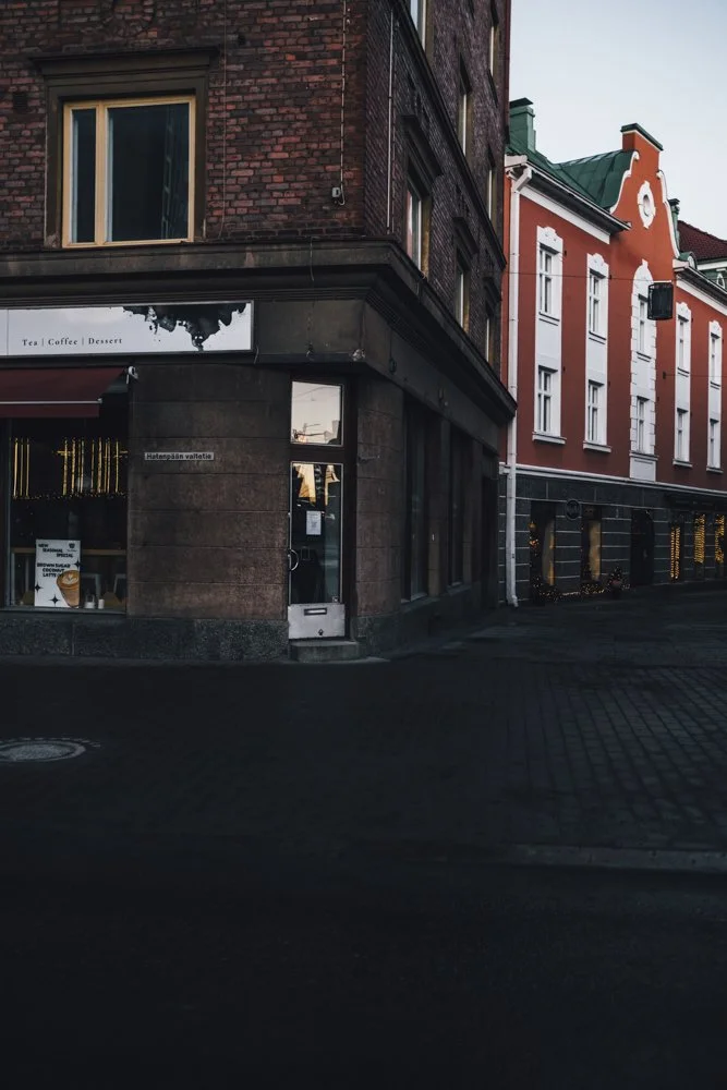 Valokuvia Kyttälästä. Kulmaus Tampereella