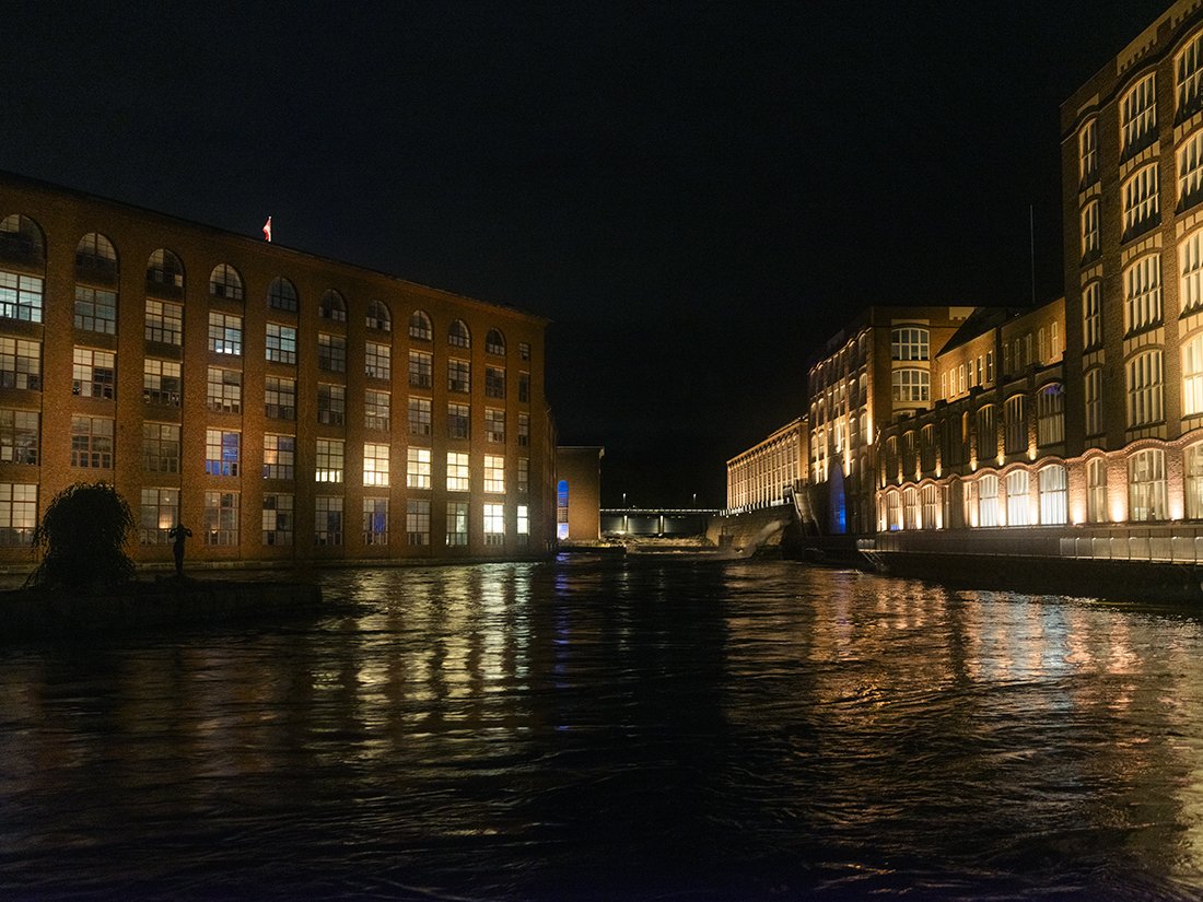 Valokuvia Tampereen Tammerkoskelta